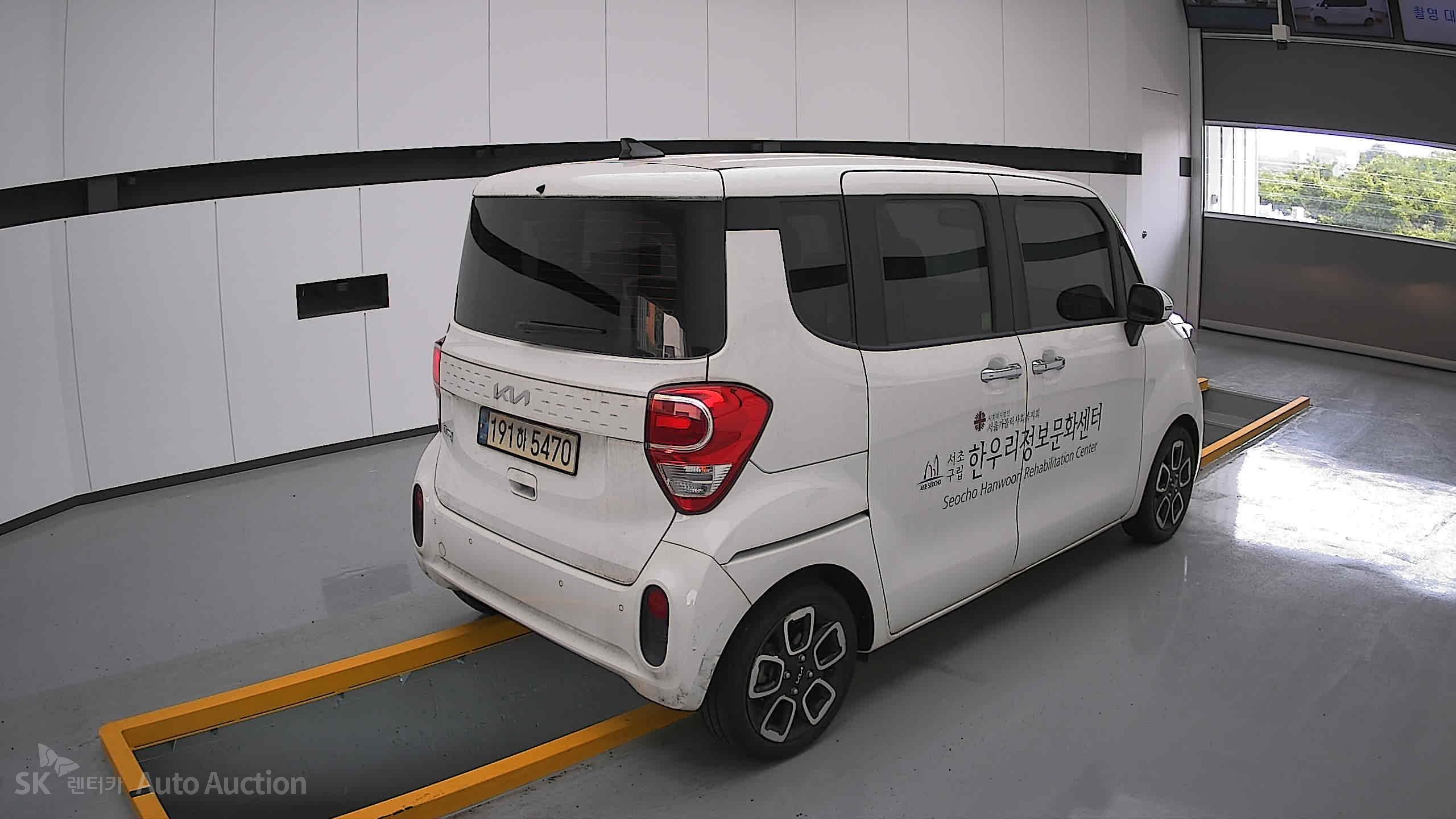 2022 - kia ray