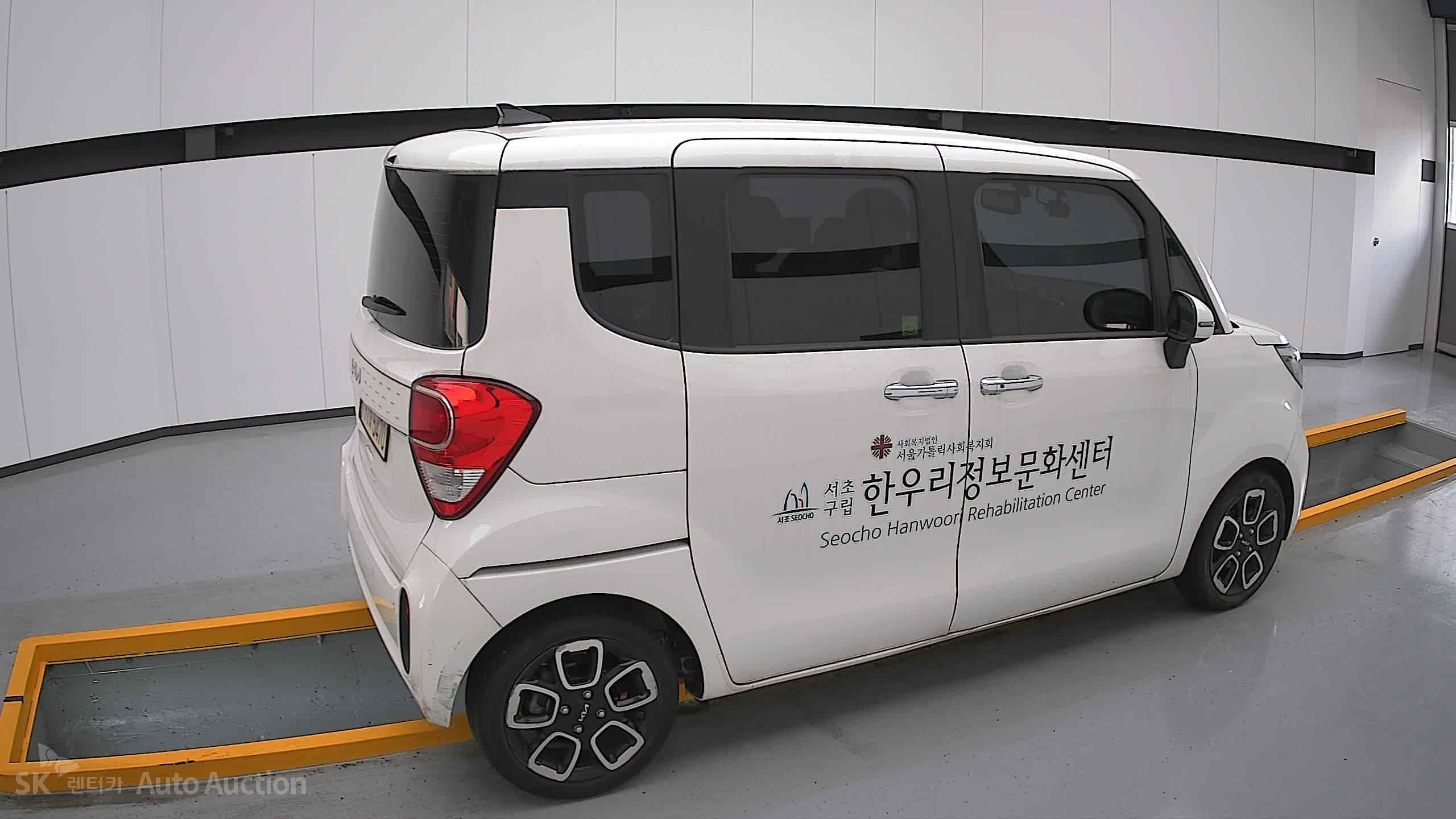 2022 - kia ray