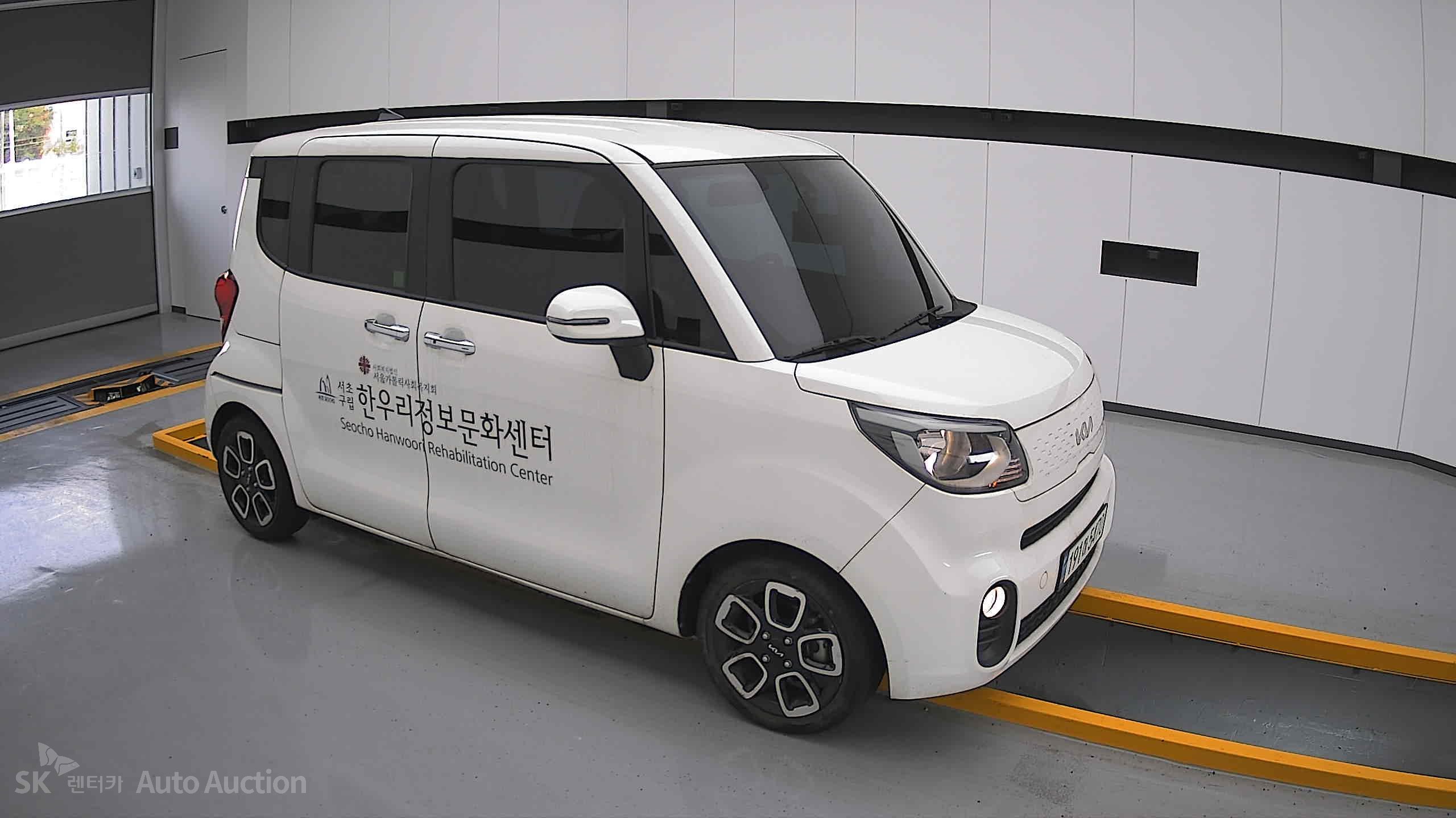 2022 - kia ray