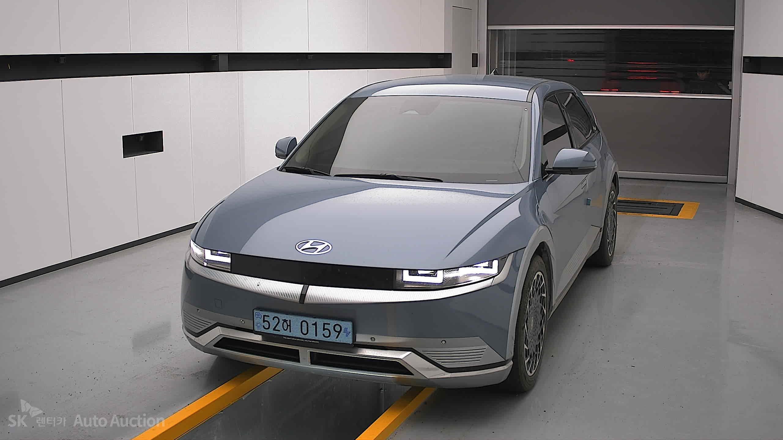 2022 - hyundai ioniq
