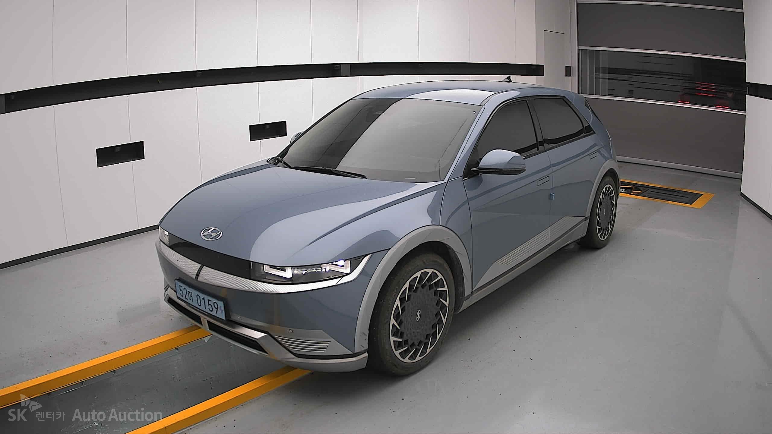 2022 - hyundai ioniq