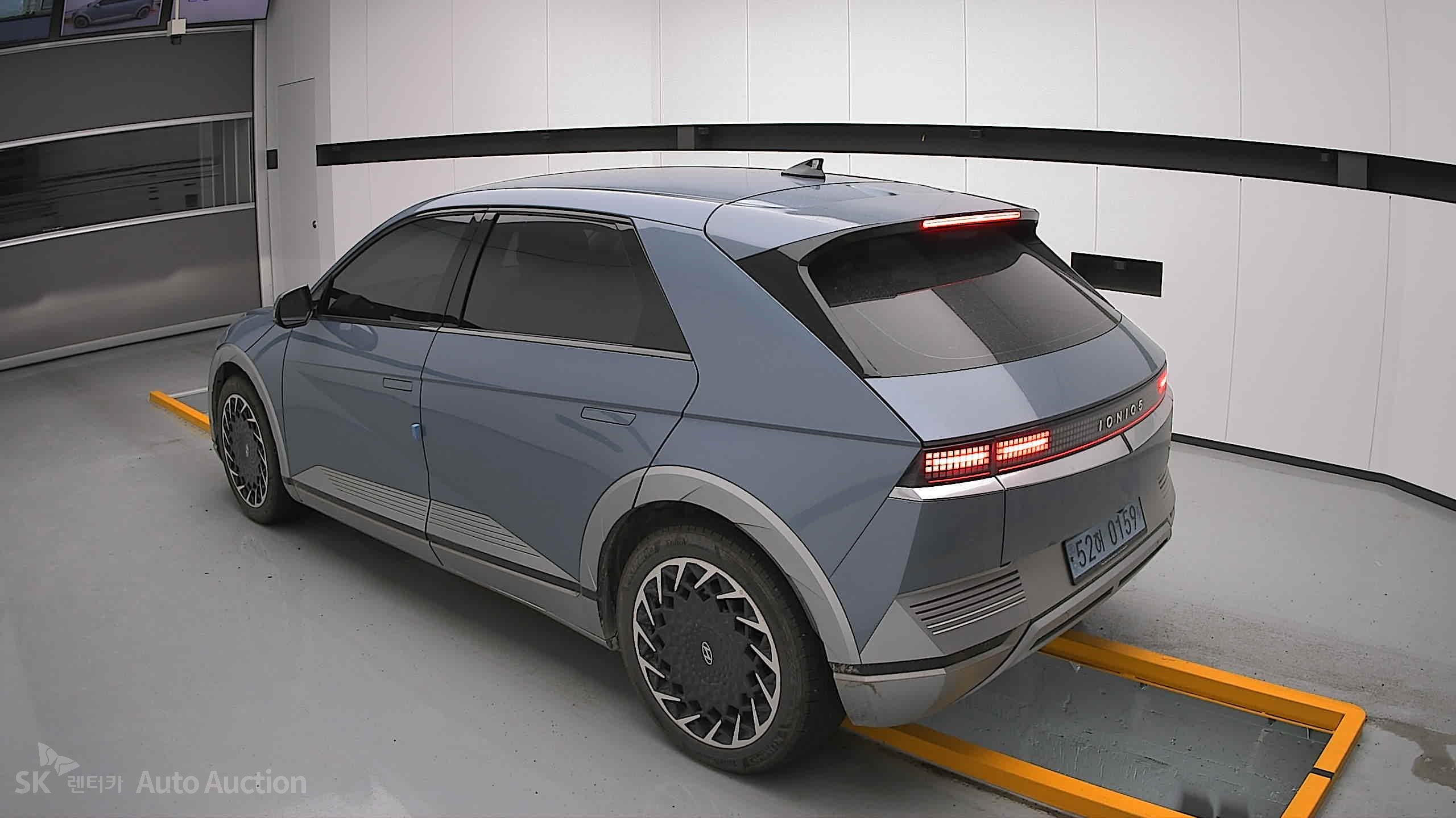 2022 - hyundai ioniq