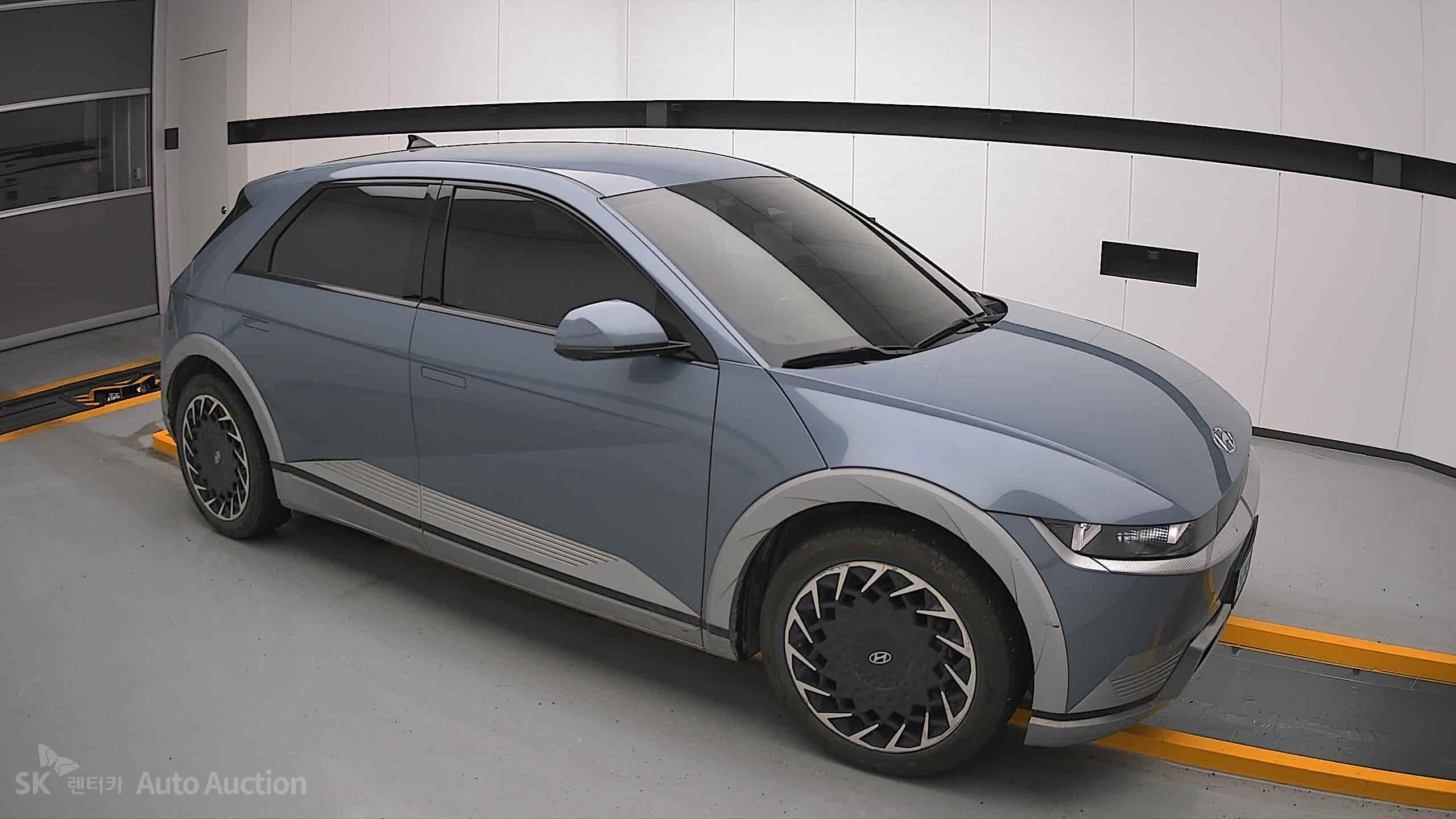 2022 - hyundai ioniq