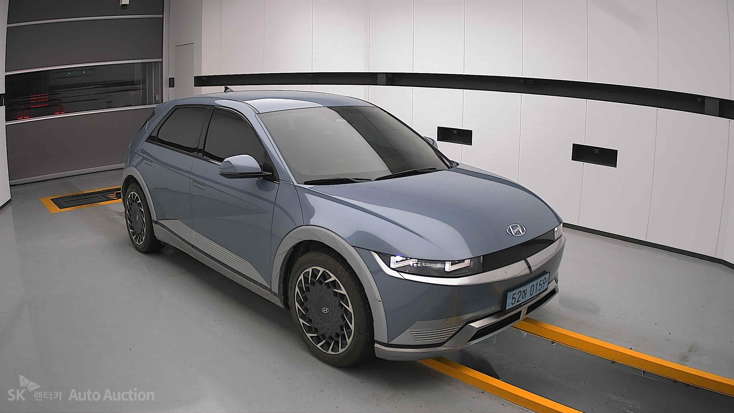 2022 - hyundai ioniq