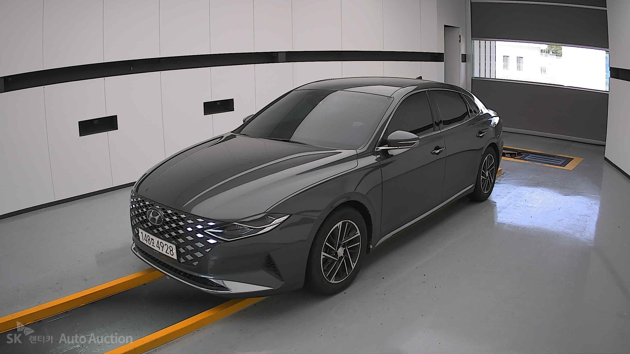 2022 - hyundai grandeur