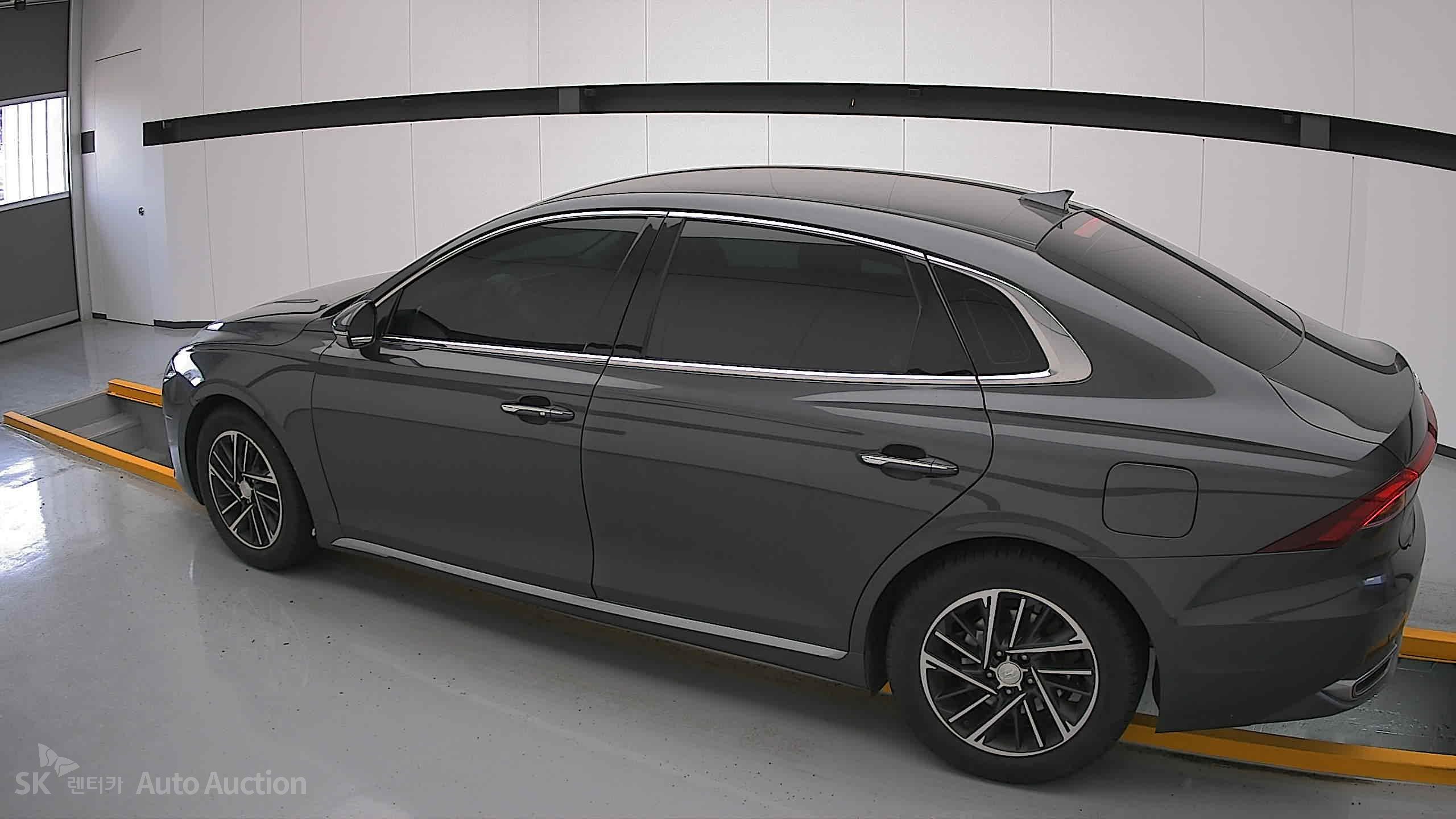 2022 - hyundai grandeur