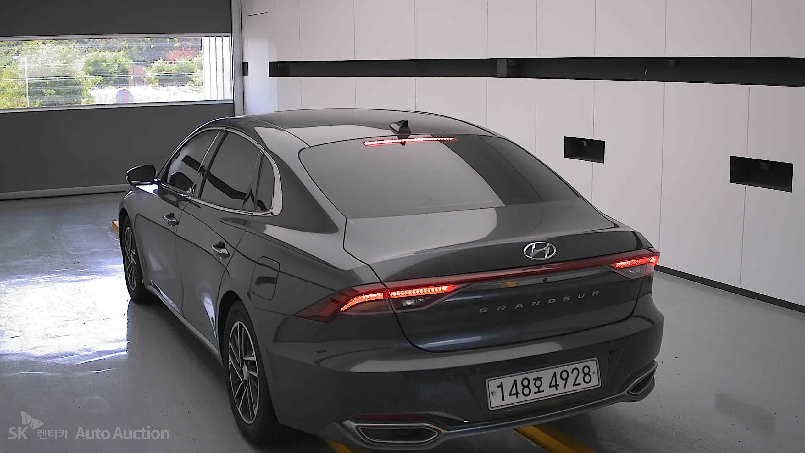 2022 - hyundai grandeur