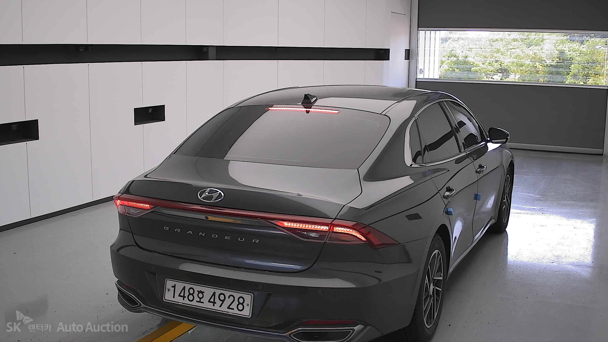 2022 - hyundai grandeur