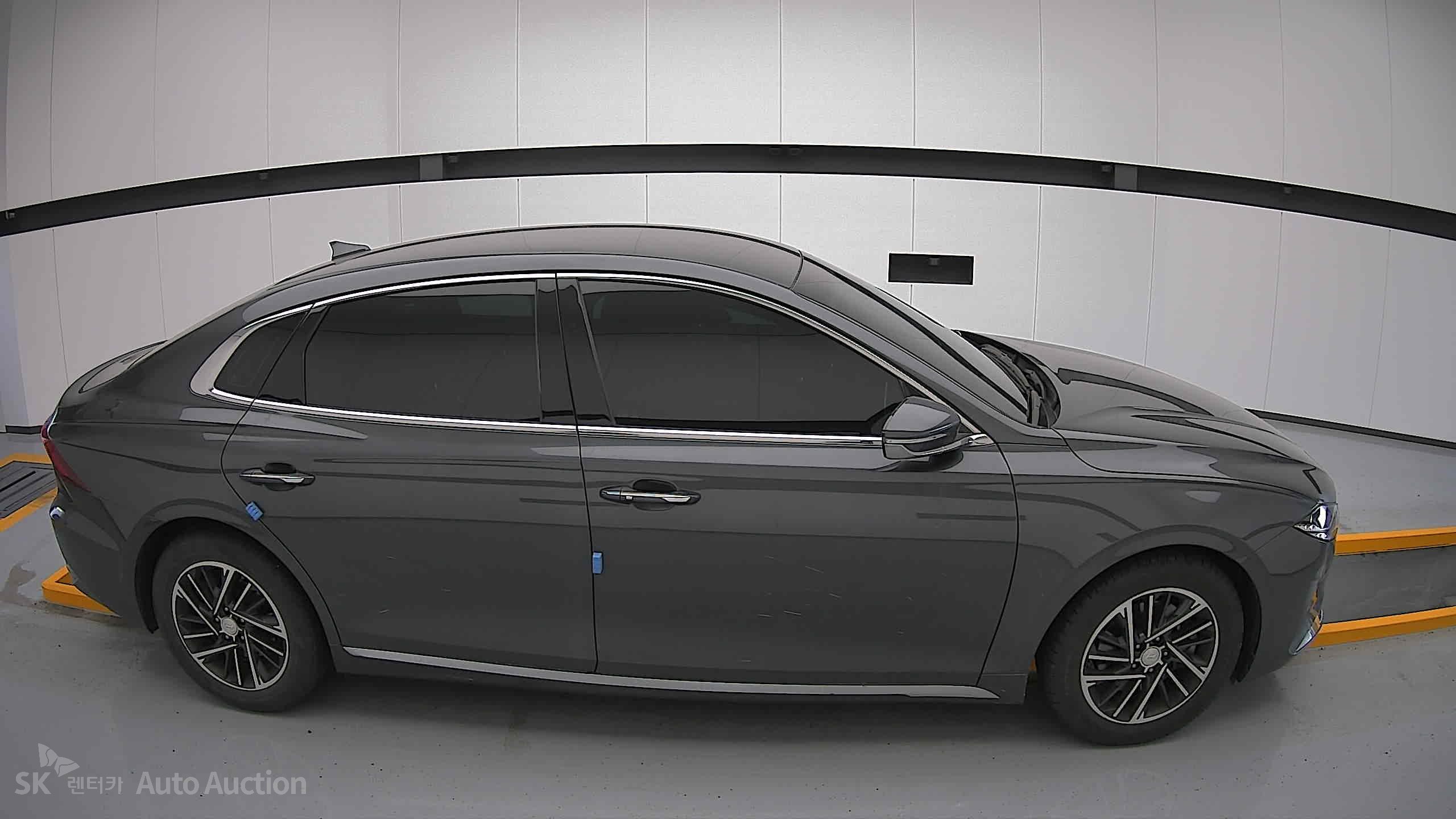 2022 - hyundai grandeur