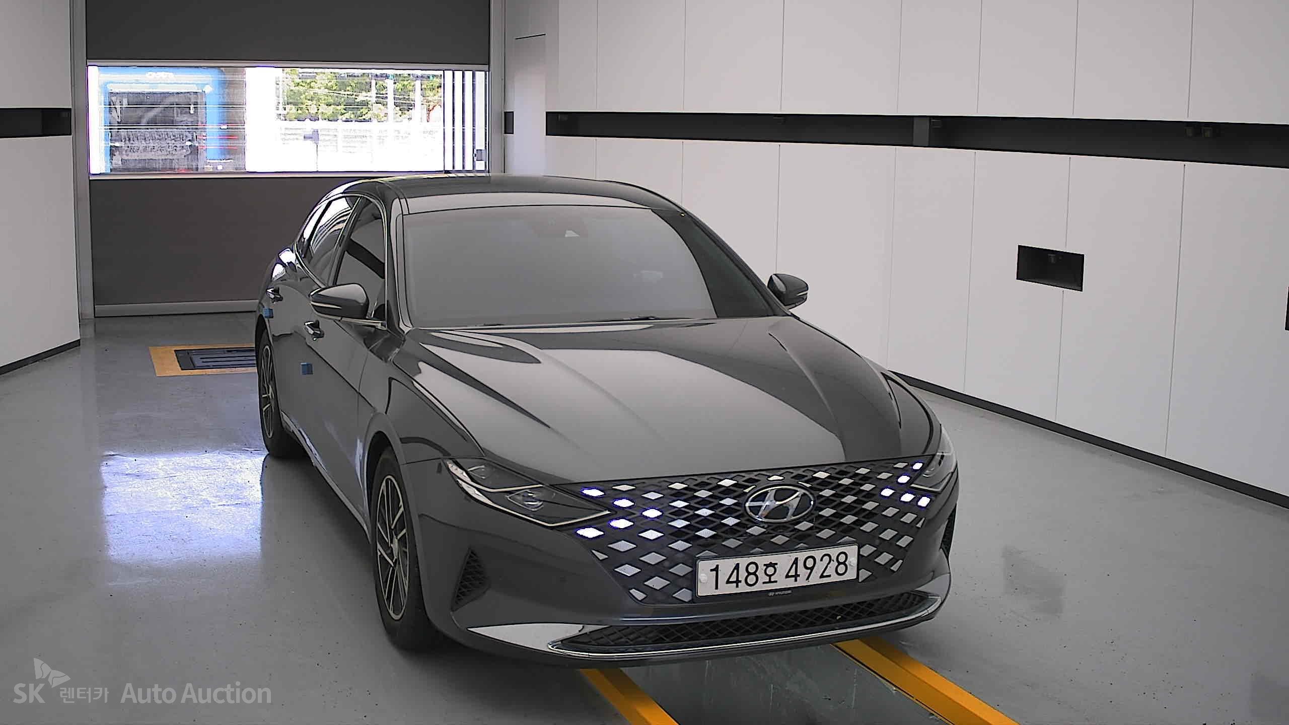2022 - hyundai grandeur