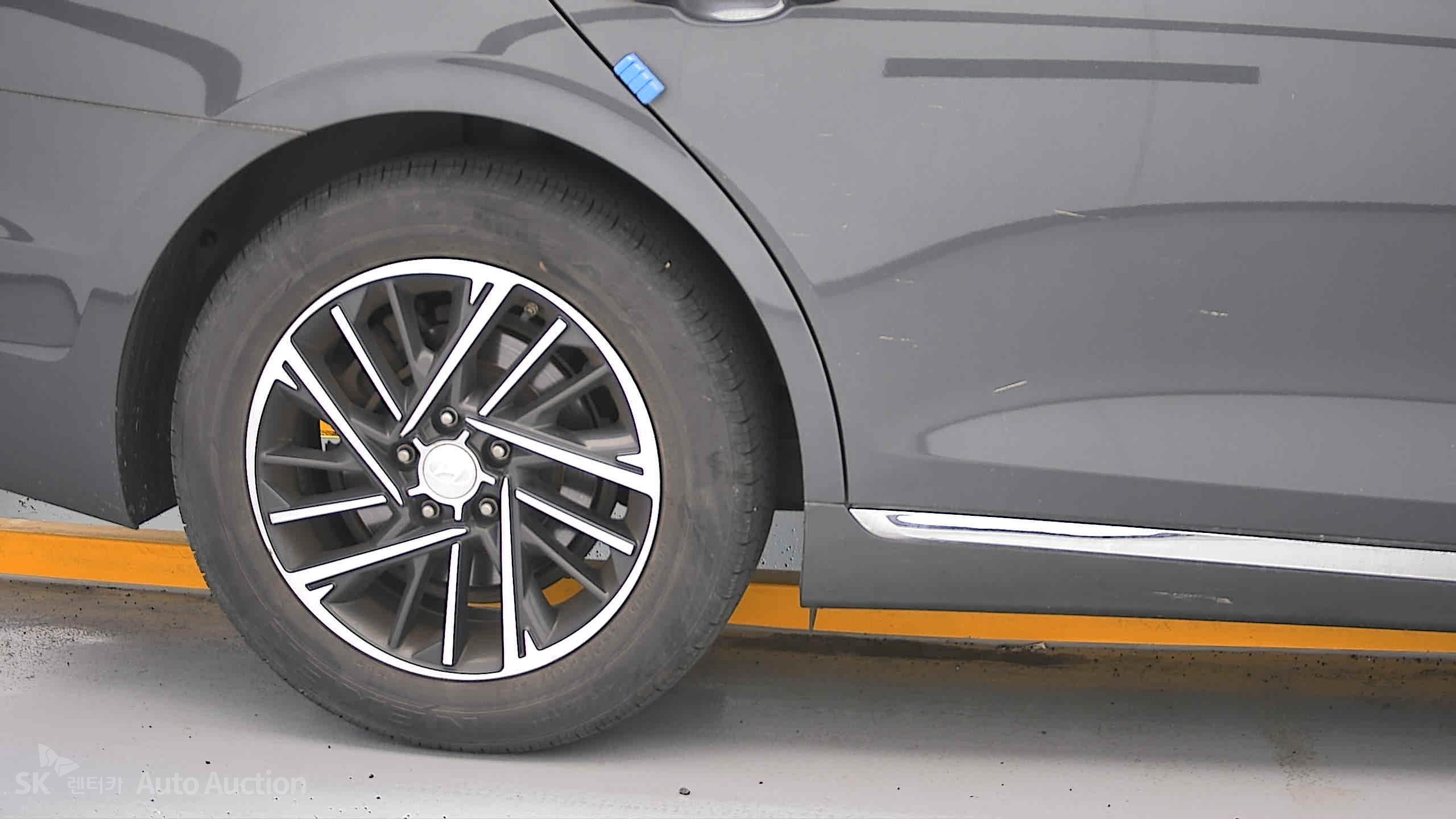 2022 - hyundai grandeur