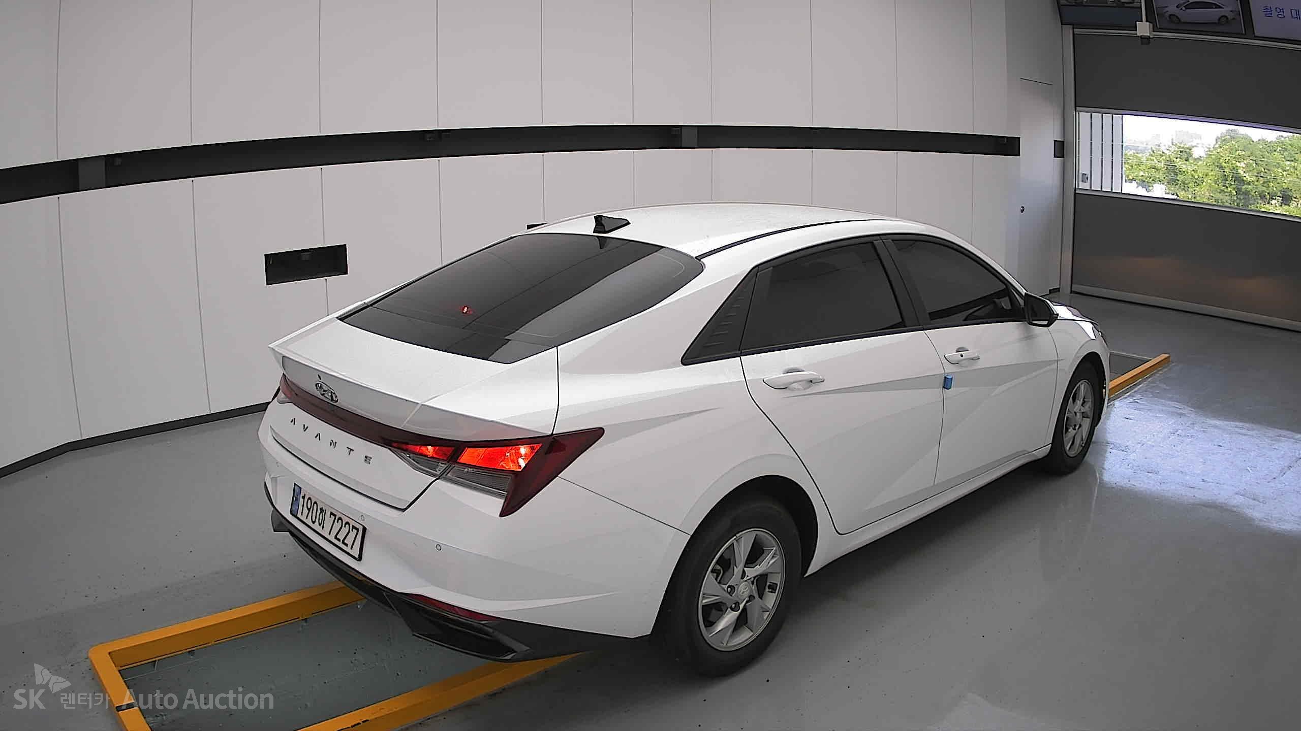 2023 - hyundai avante