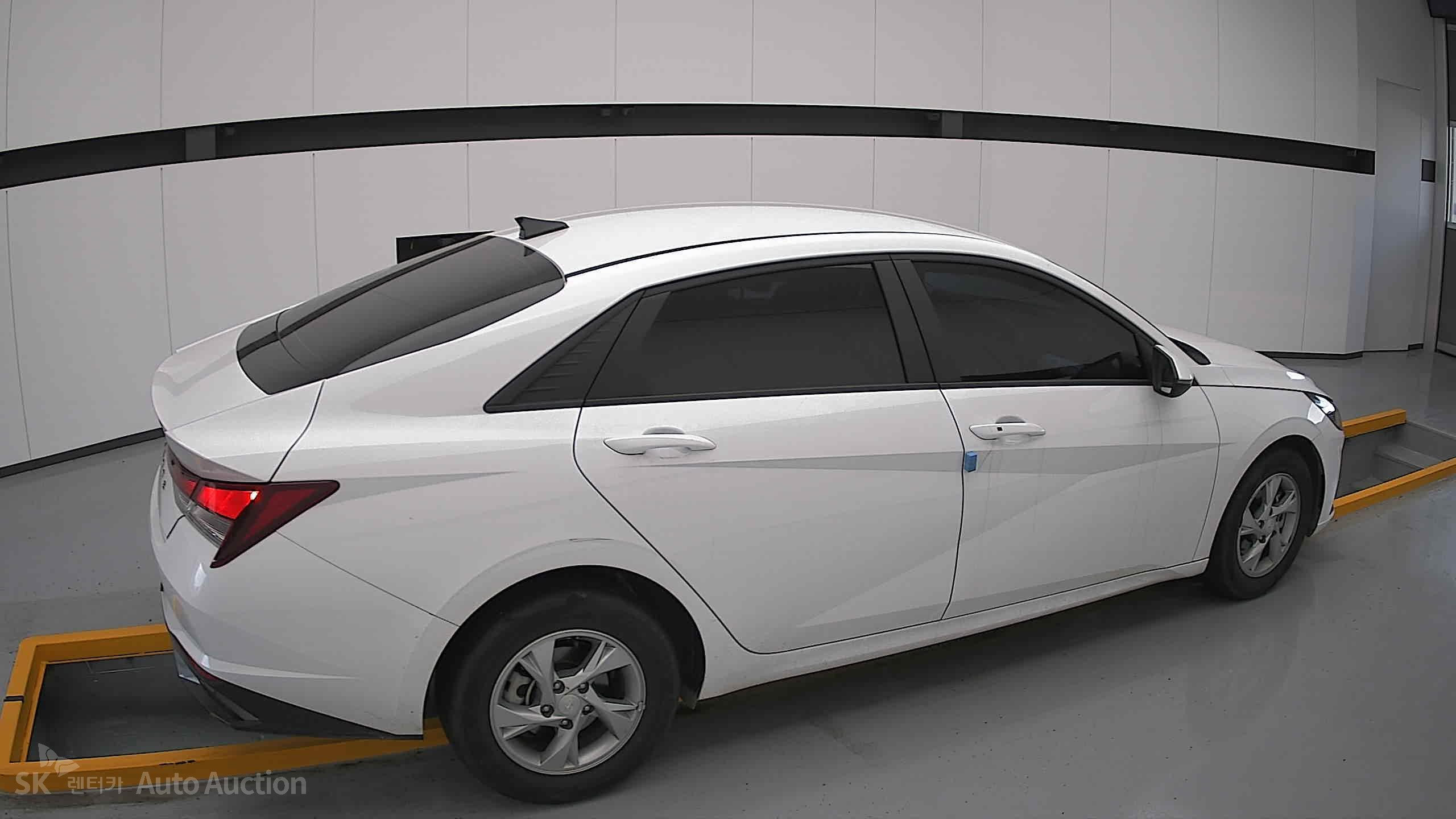 2023 - hyundai avante