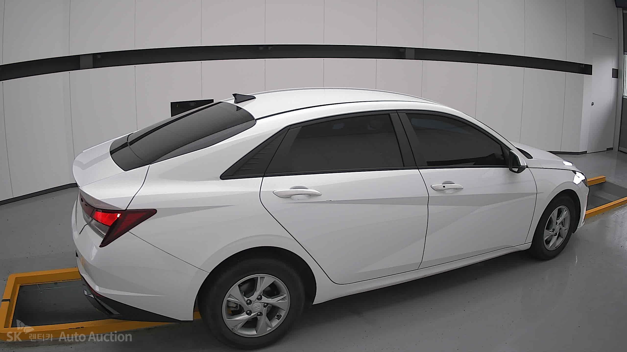 2023 - hyundai avante