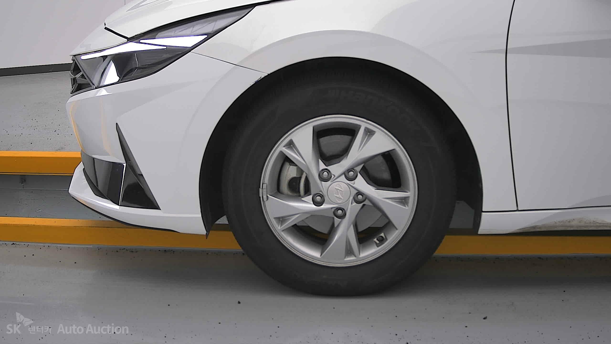 2023 - hyundai avante