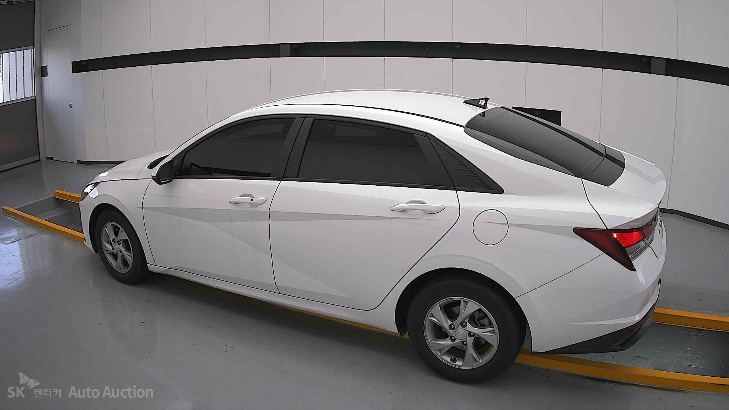 2023 - hyundai avante