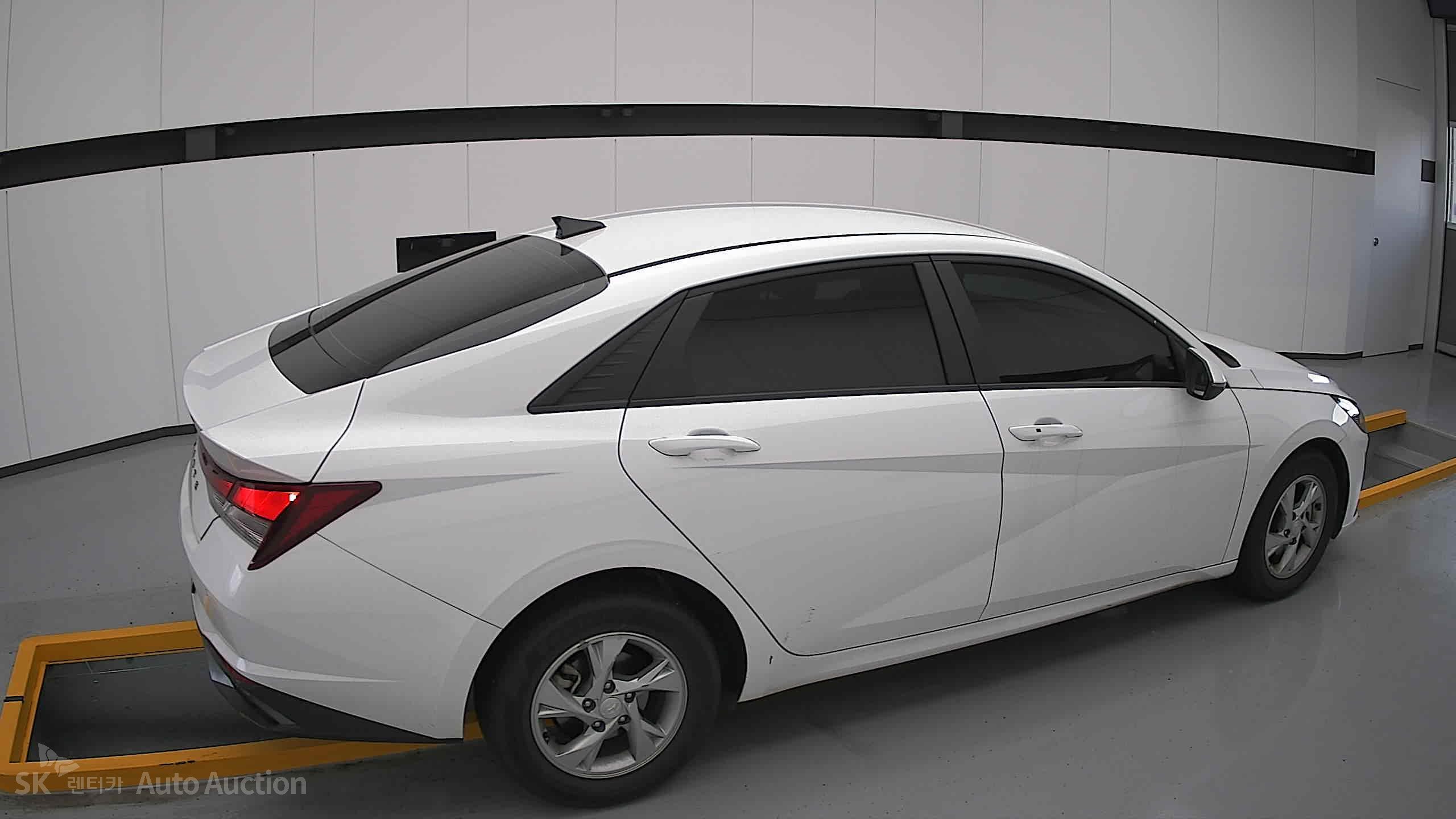 2023 - hyundai avante