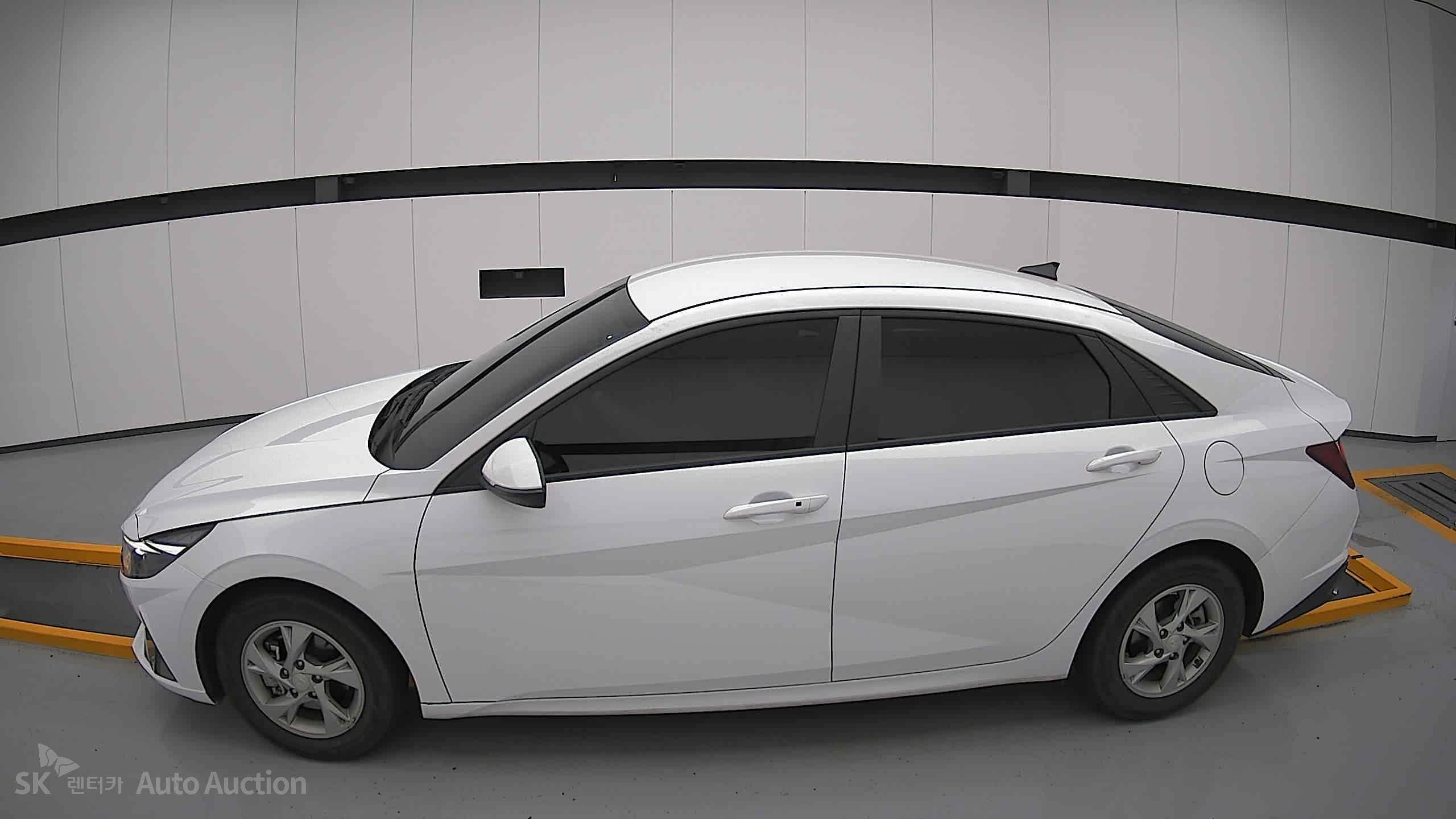 2023 - hyundai avante