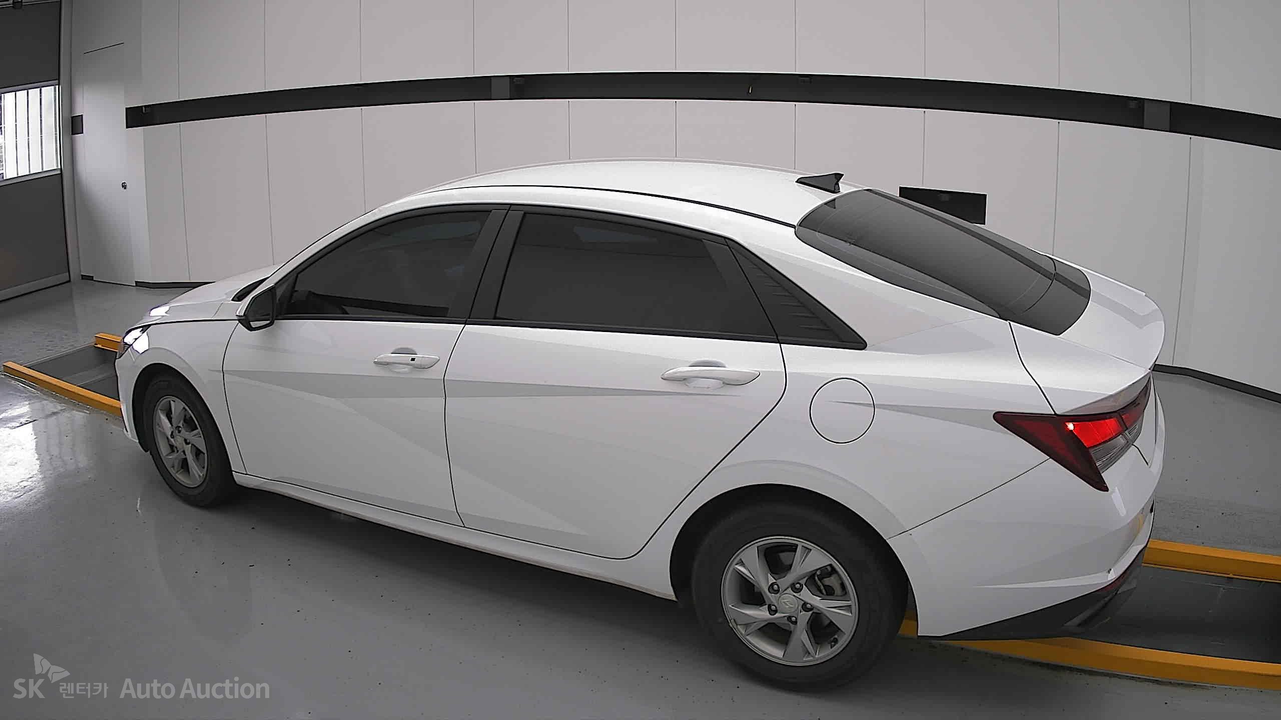2023 - hyundai avante