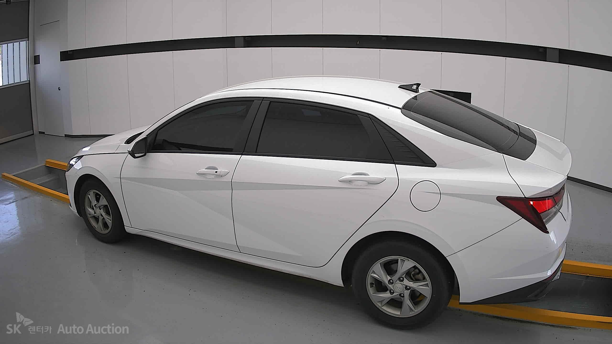 2023 - hyundai avante