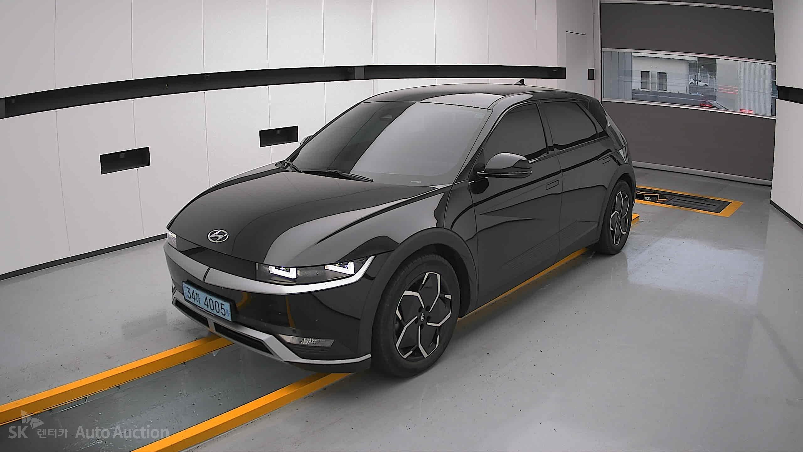 2022 - hyundai ioniq