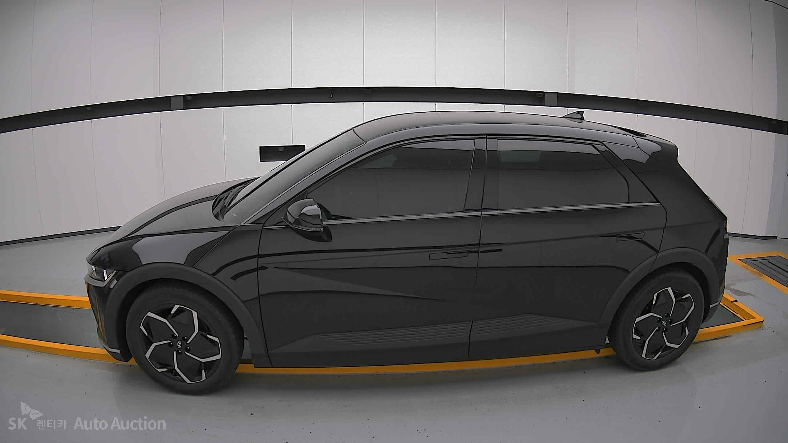 2022 - hyundai ioniq