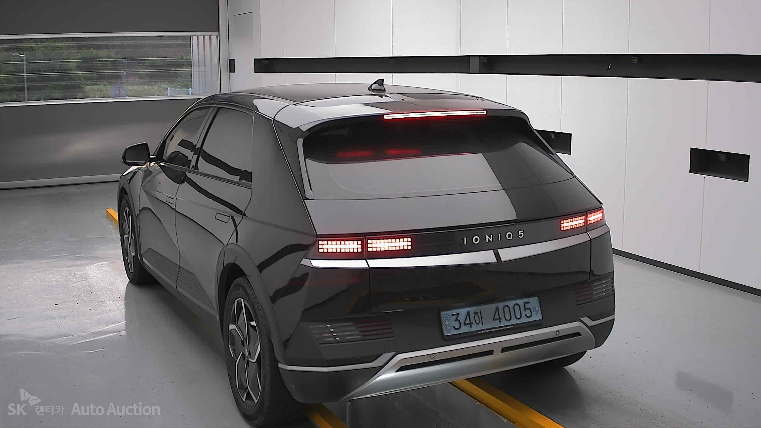 2022 - hyundai ioniq