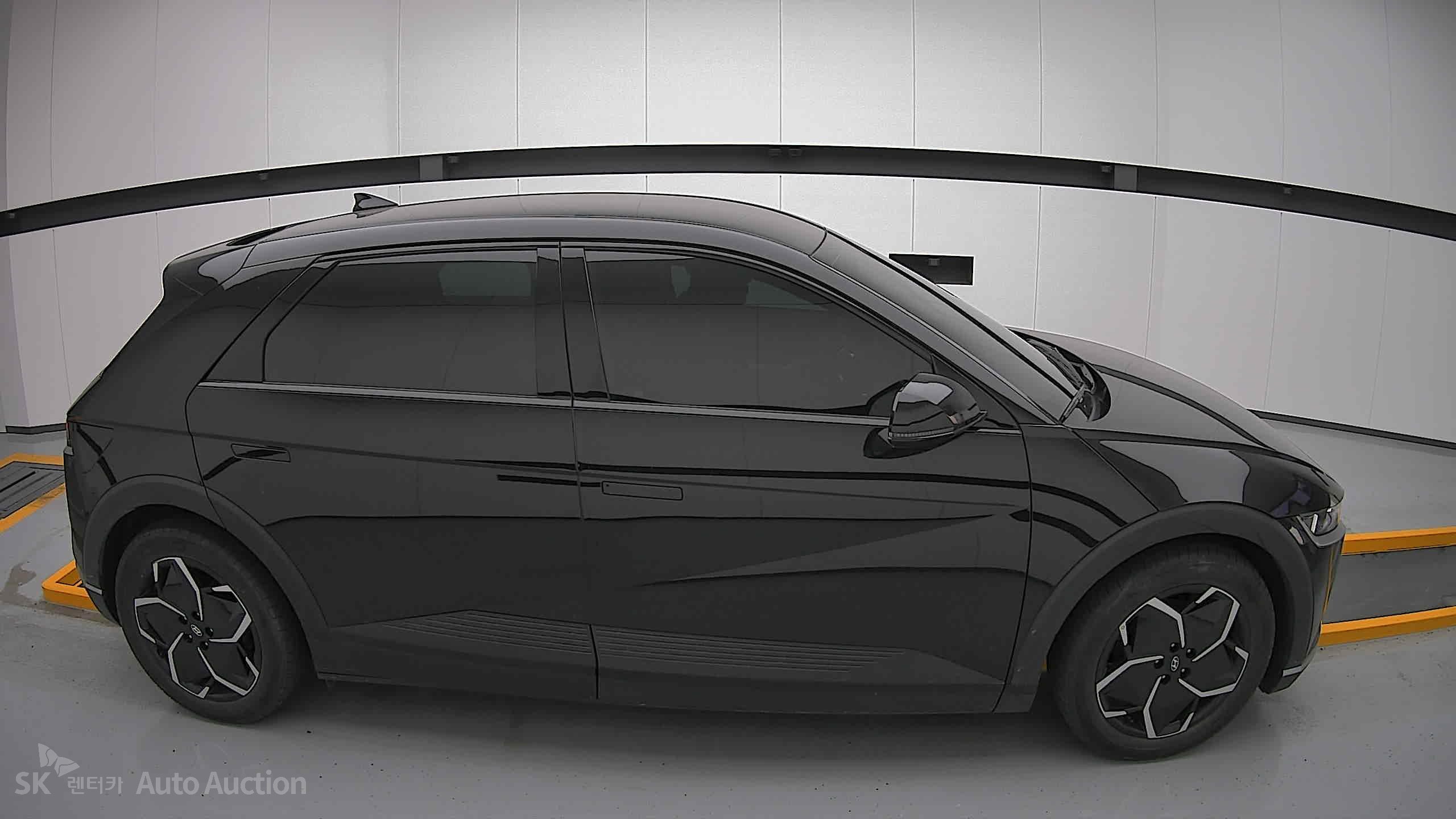 2022 - hyundai ioniq