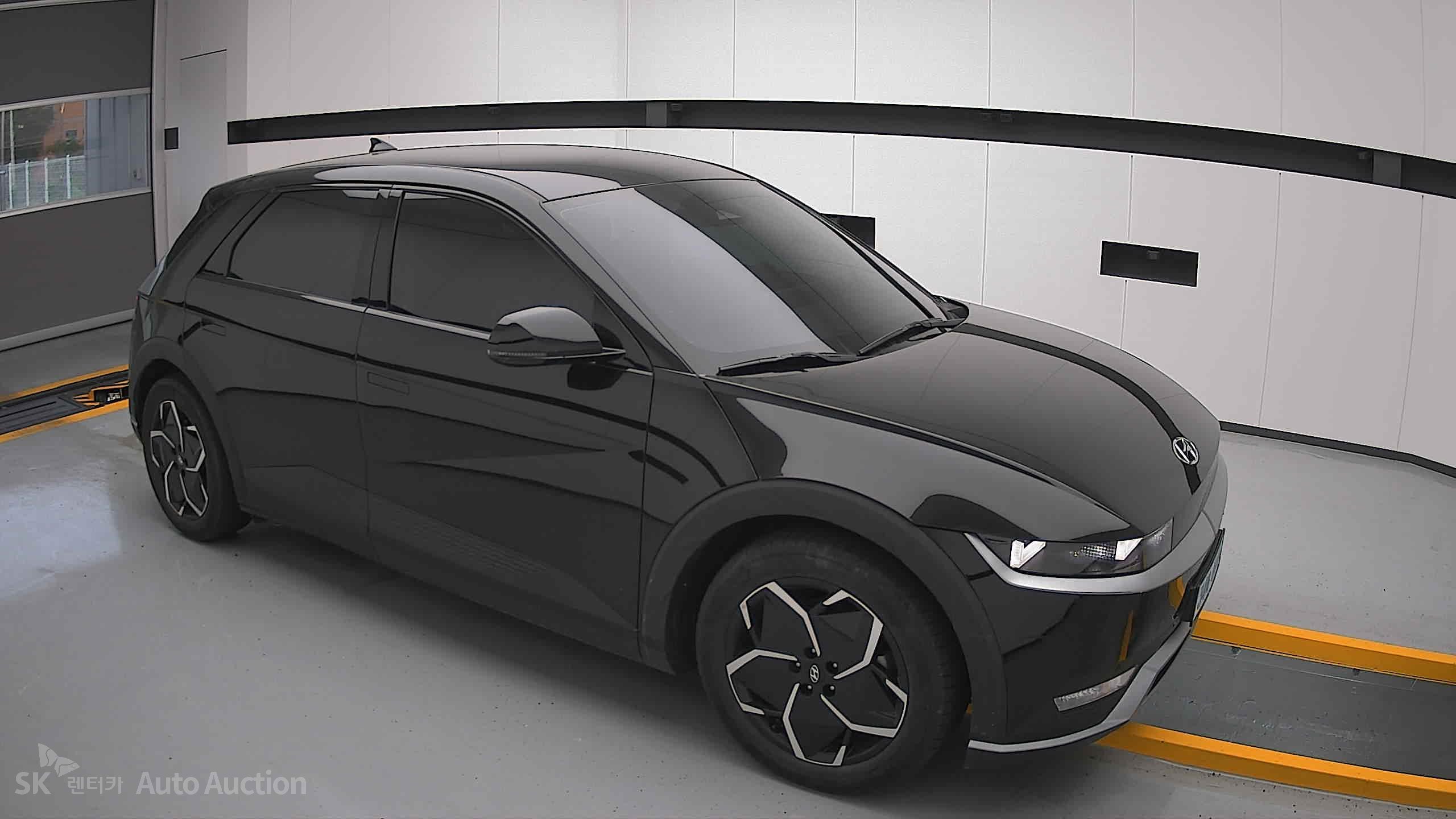 2022 - hyundai ioniq