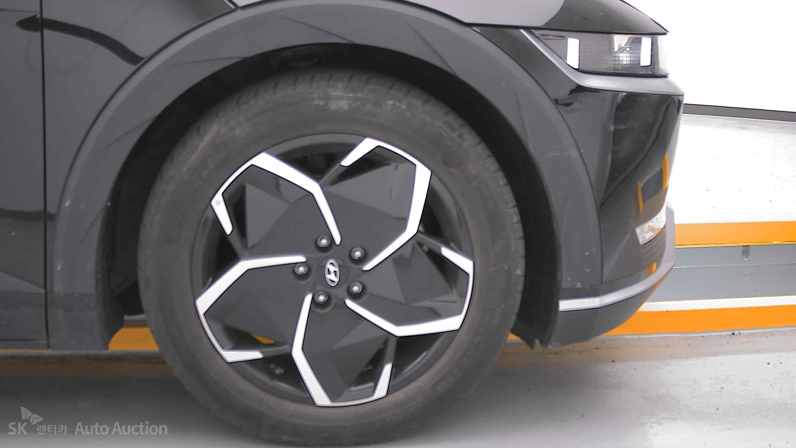 2022 - hyundai ioniq