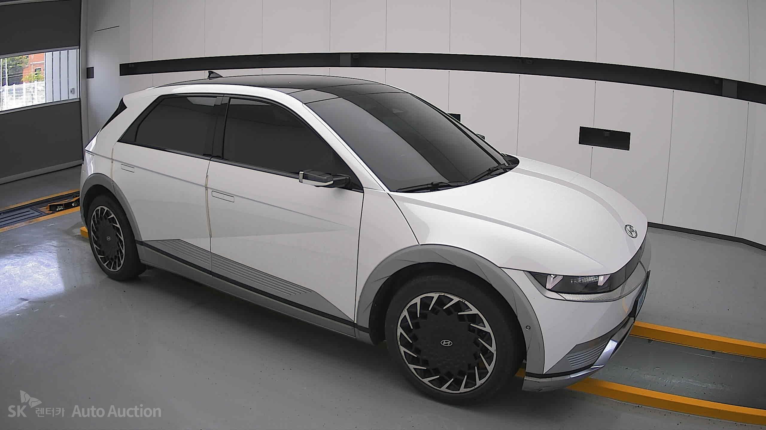 2023 - hyundai ioniq