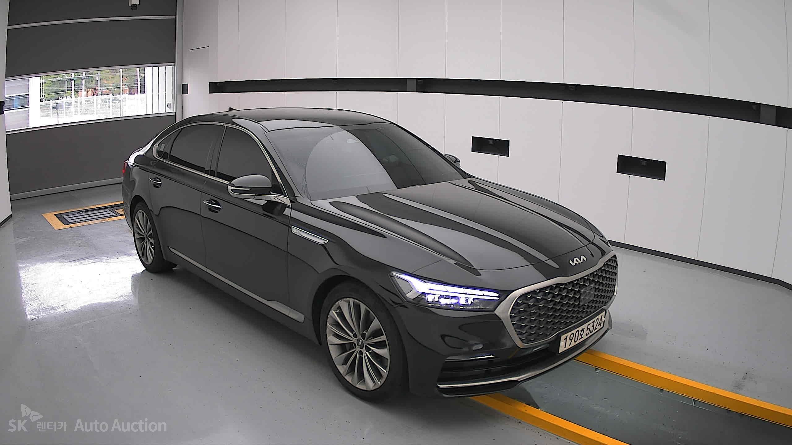 2022 - kia k9