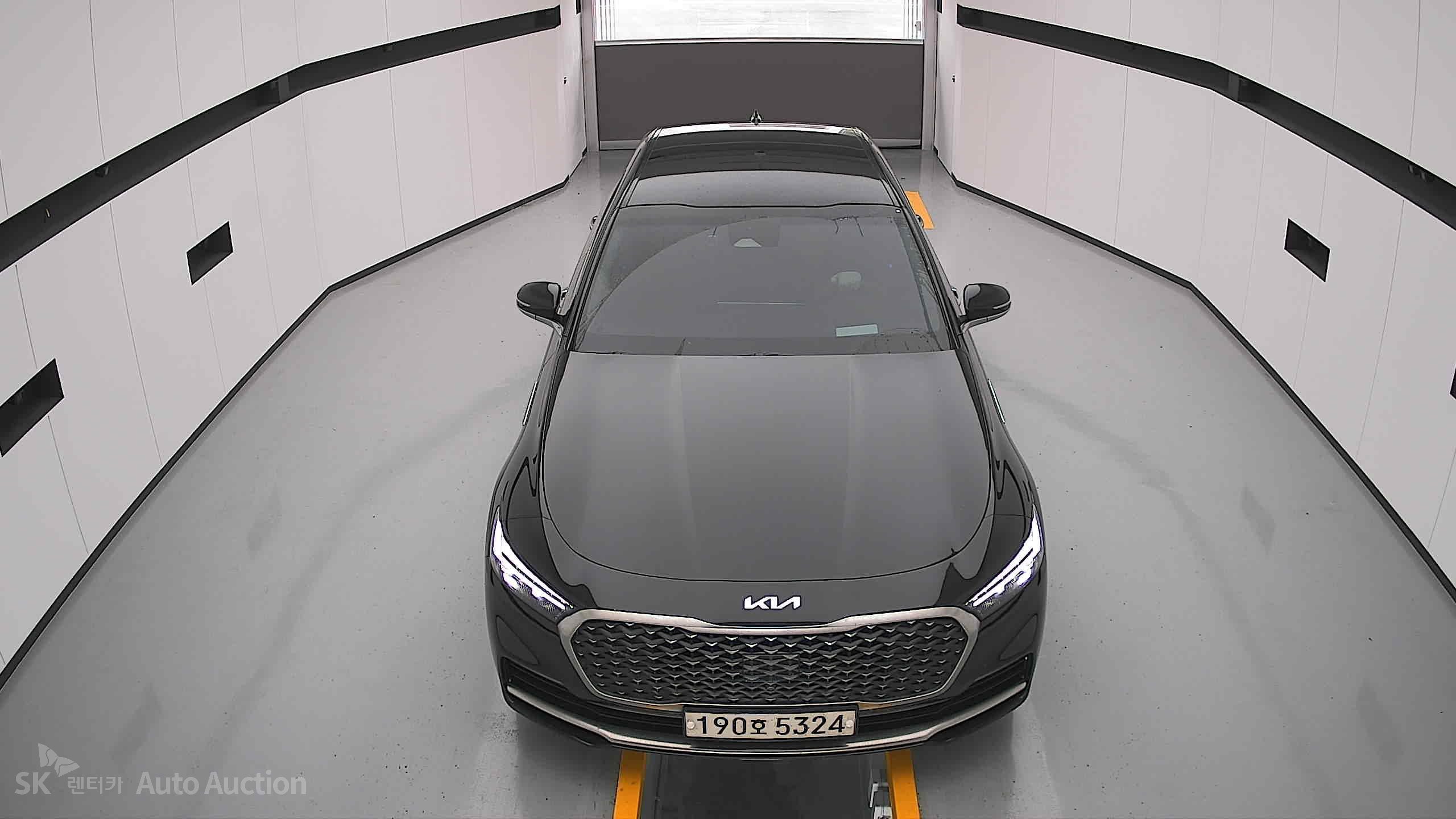 2022 - kia k9