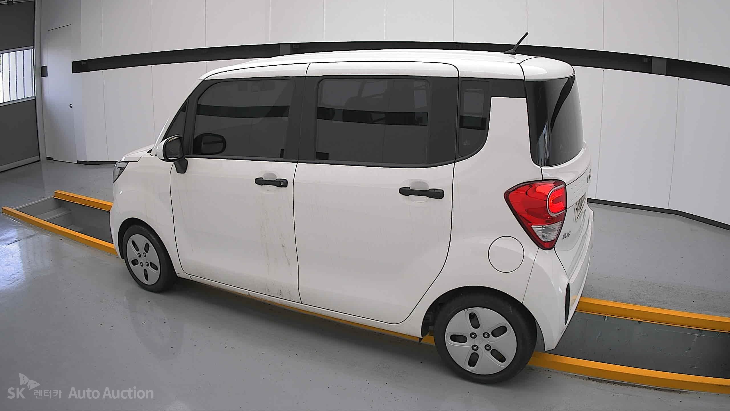2022 - kia ray