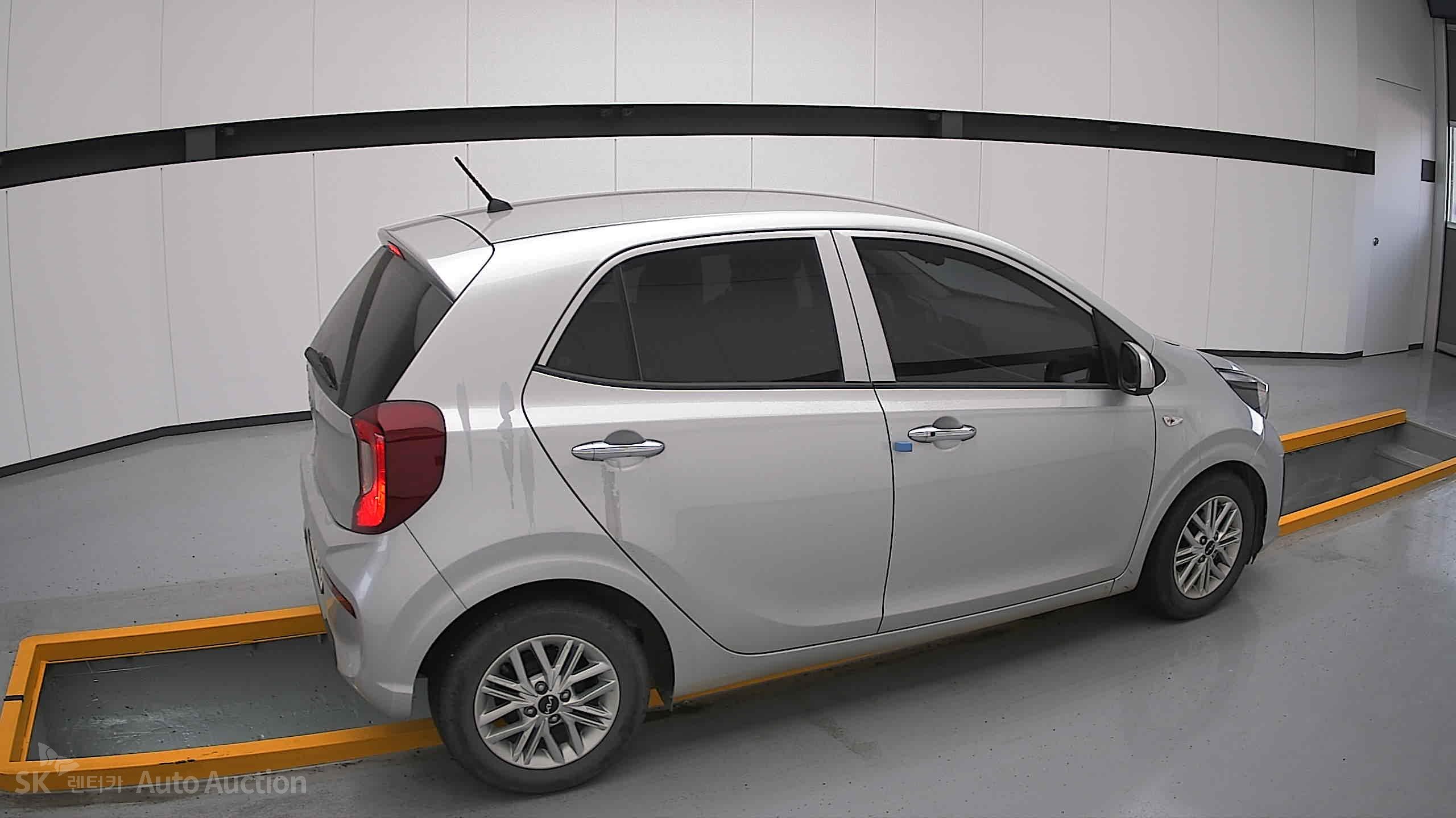 2022 - kia morning