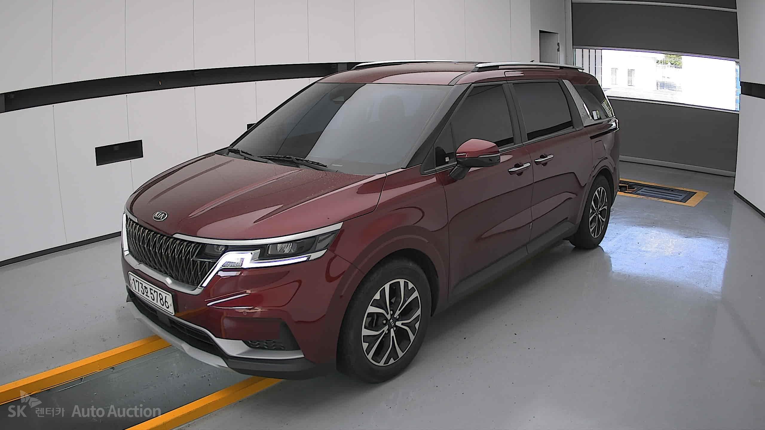 2021 - kia carnival