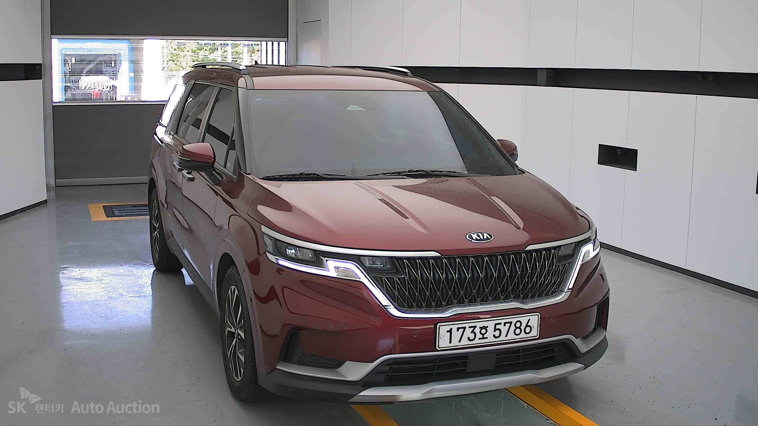 2021 - kia carnival