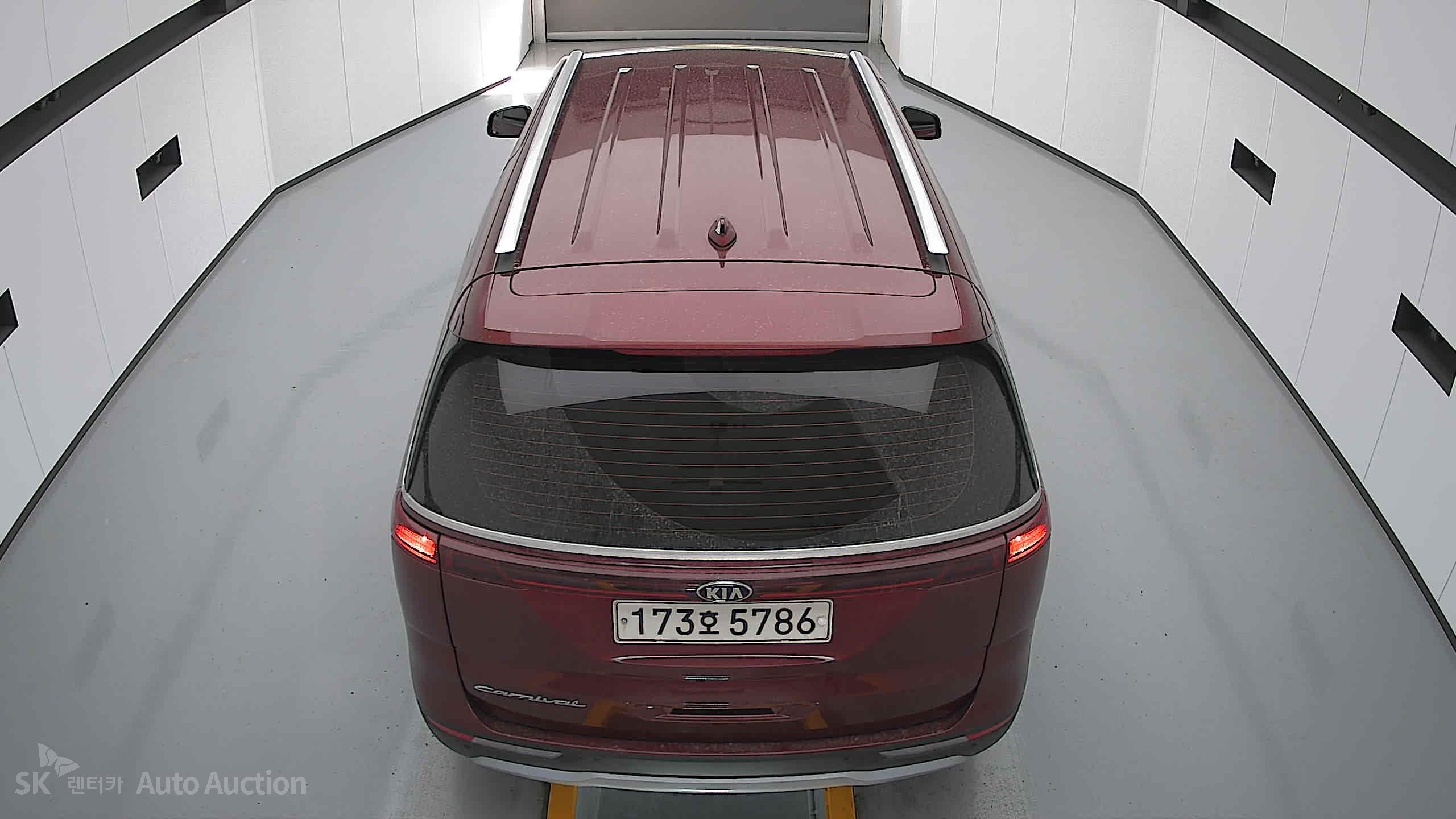 2021 - kia carnival