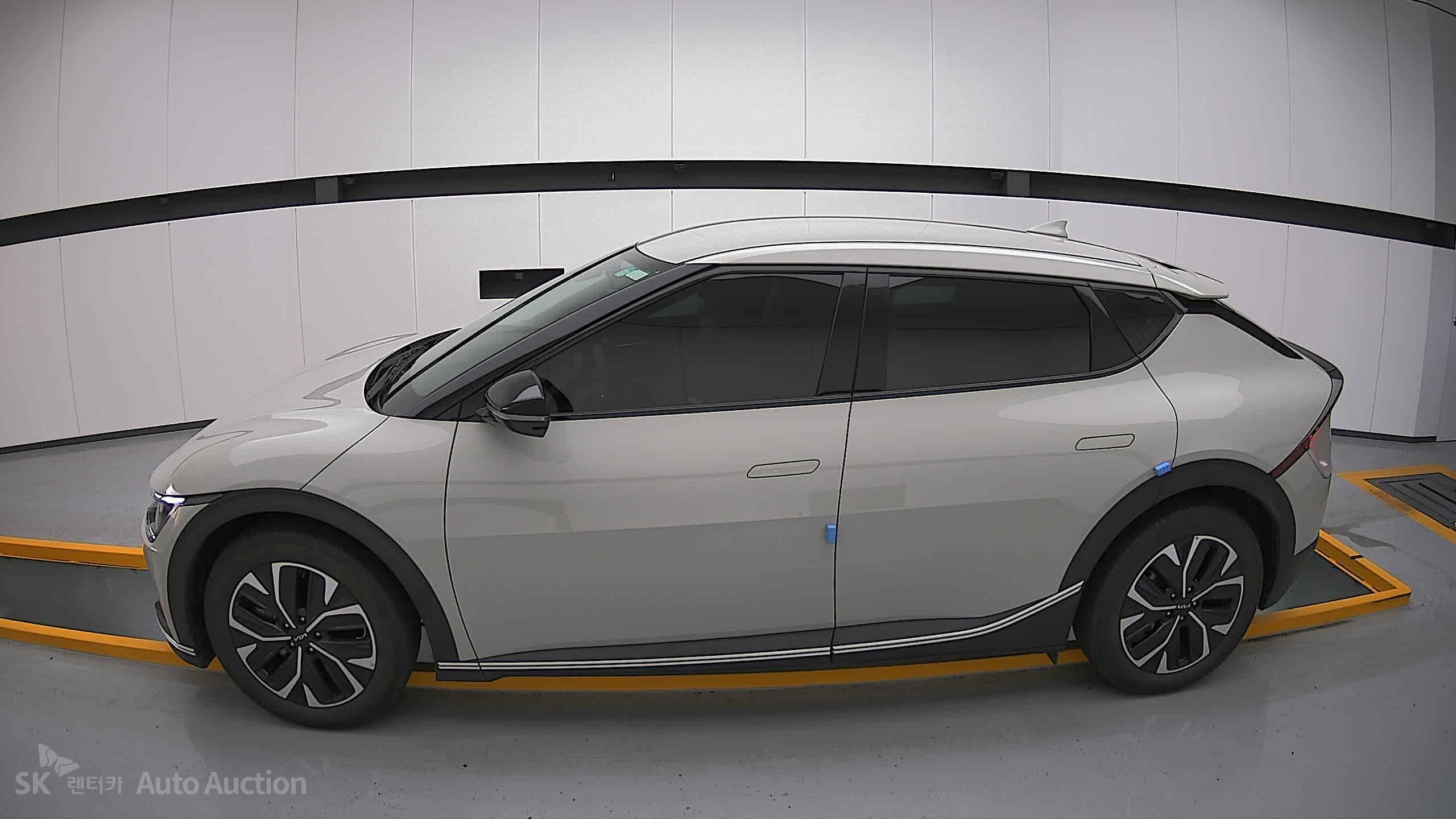 2023 - kia ev6
