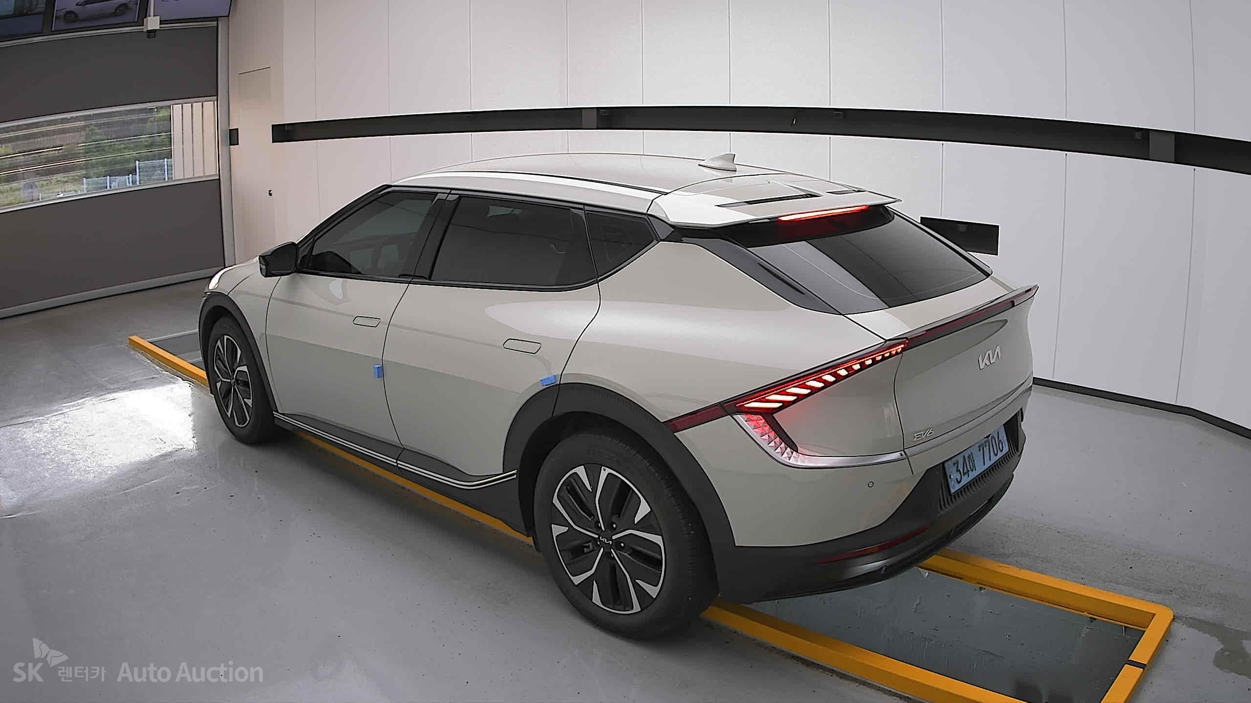 2023 - kia ev6