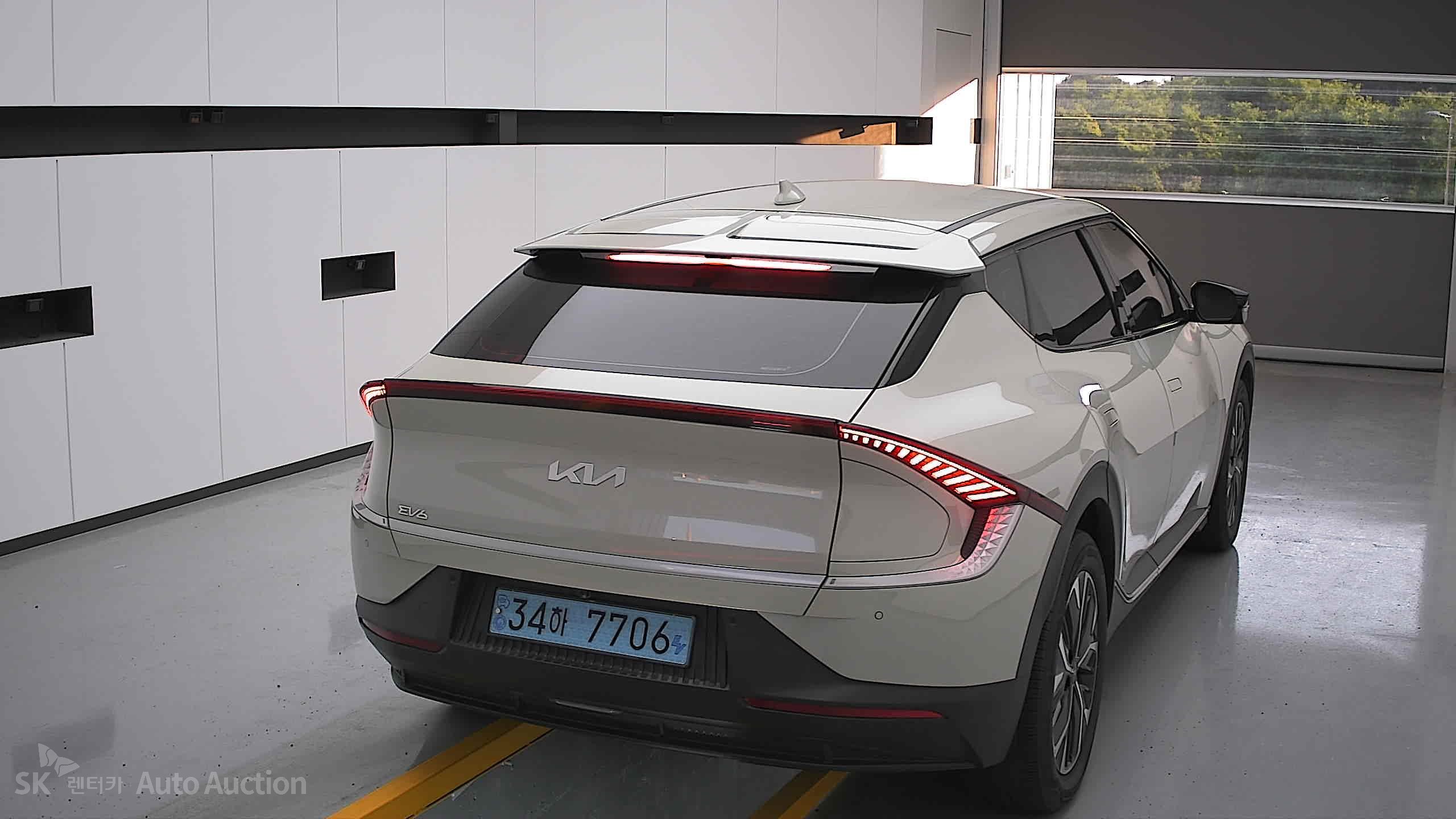 2023 - kia ev6