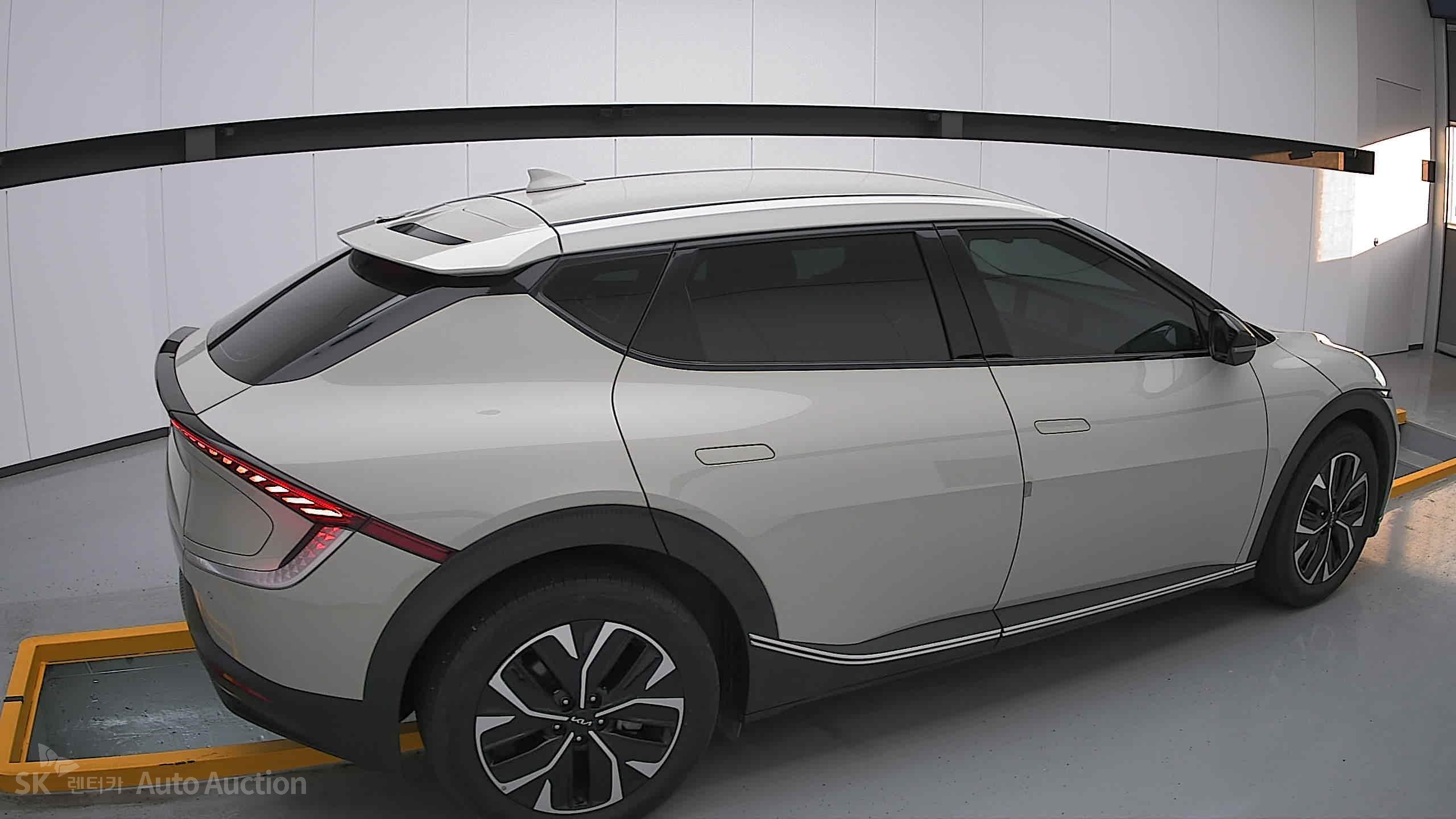 2023 - kia ev6