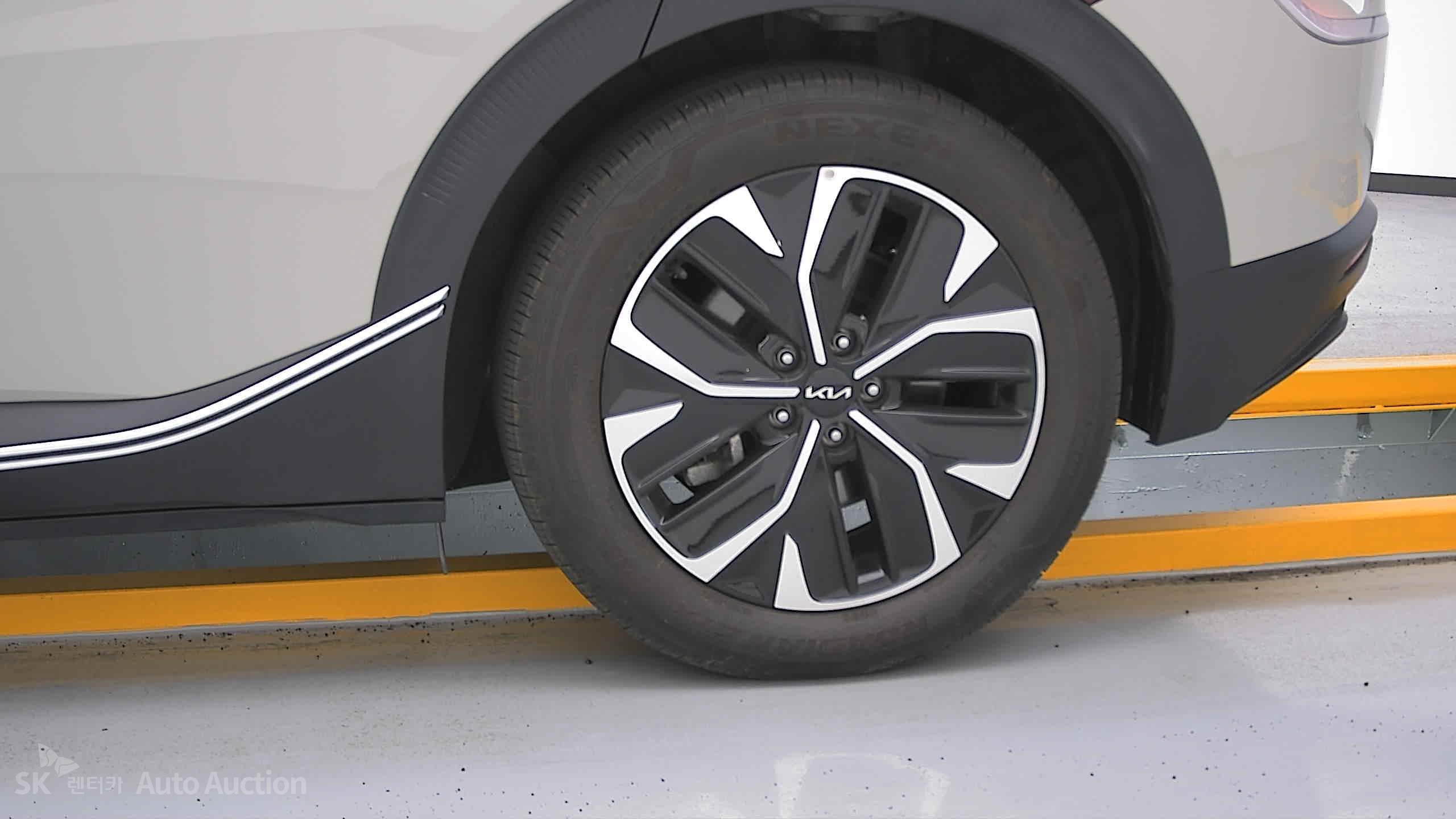 2023 - kia ev6
