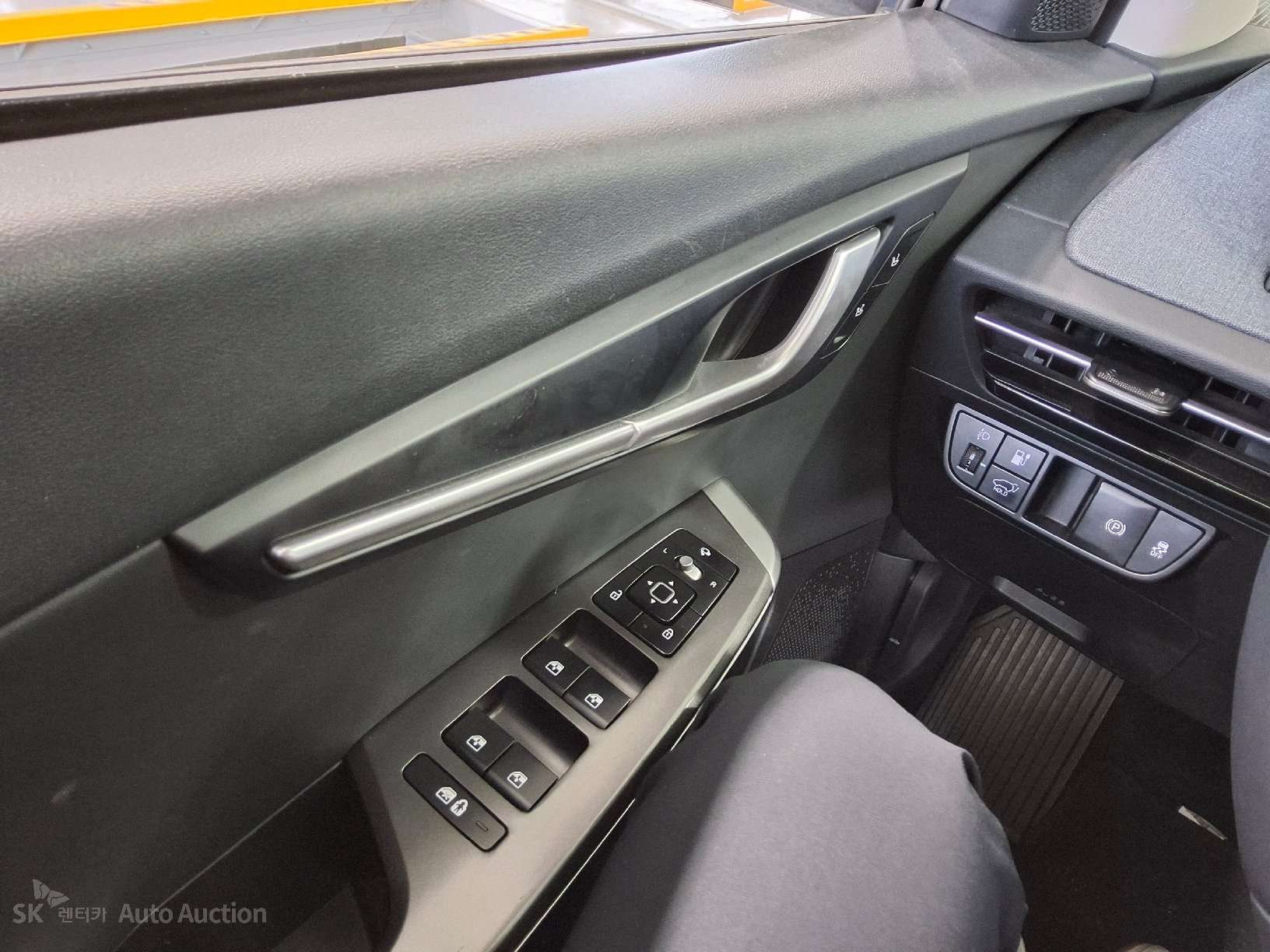 2023 - kia ev6