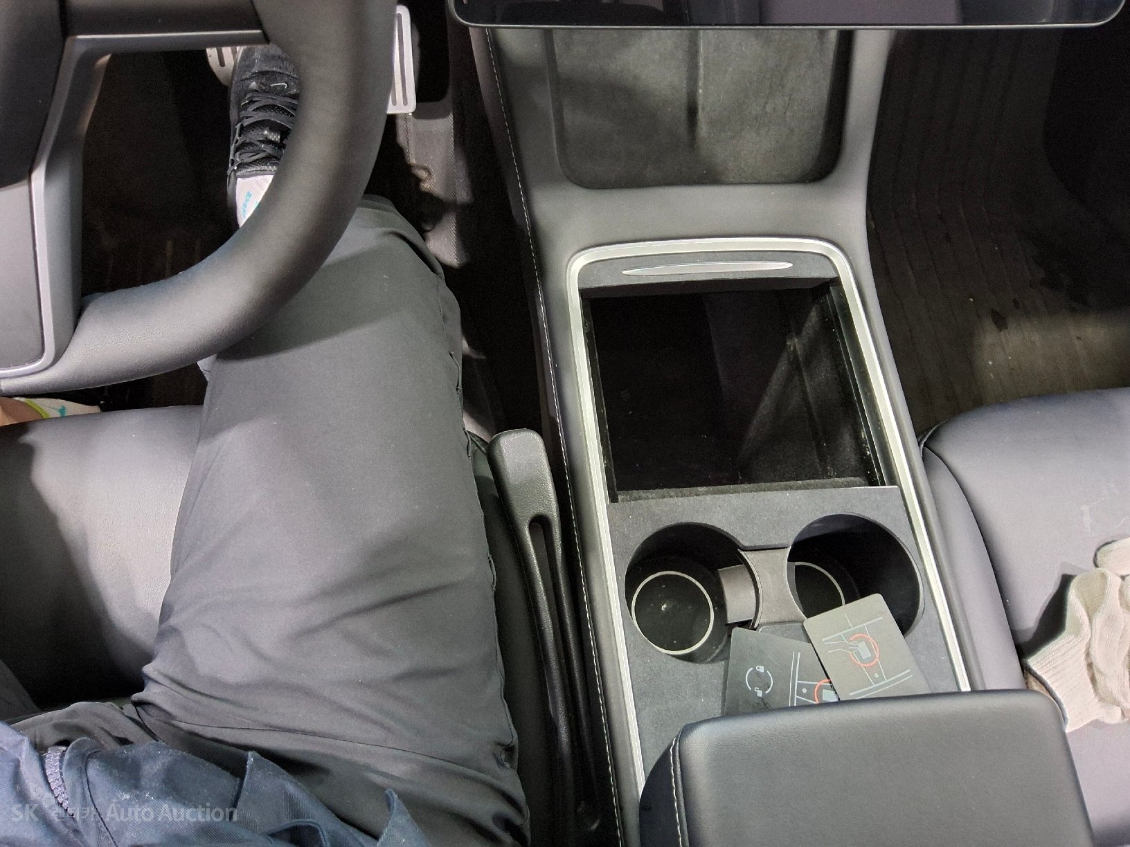 2022 - tesla model y
