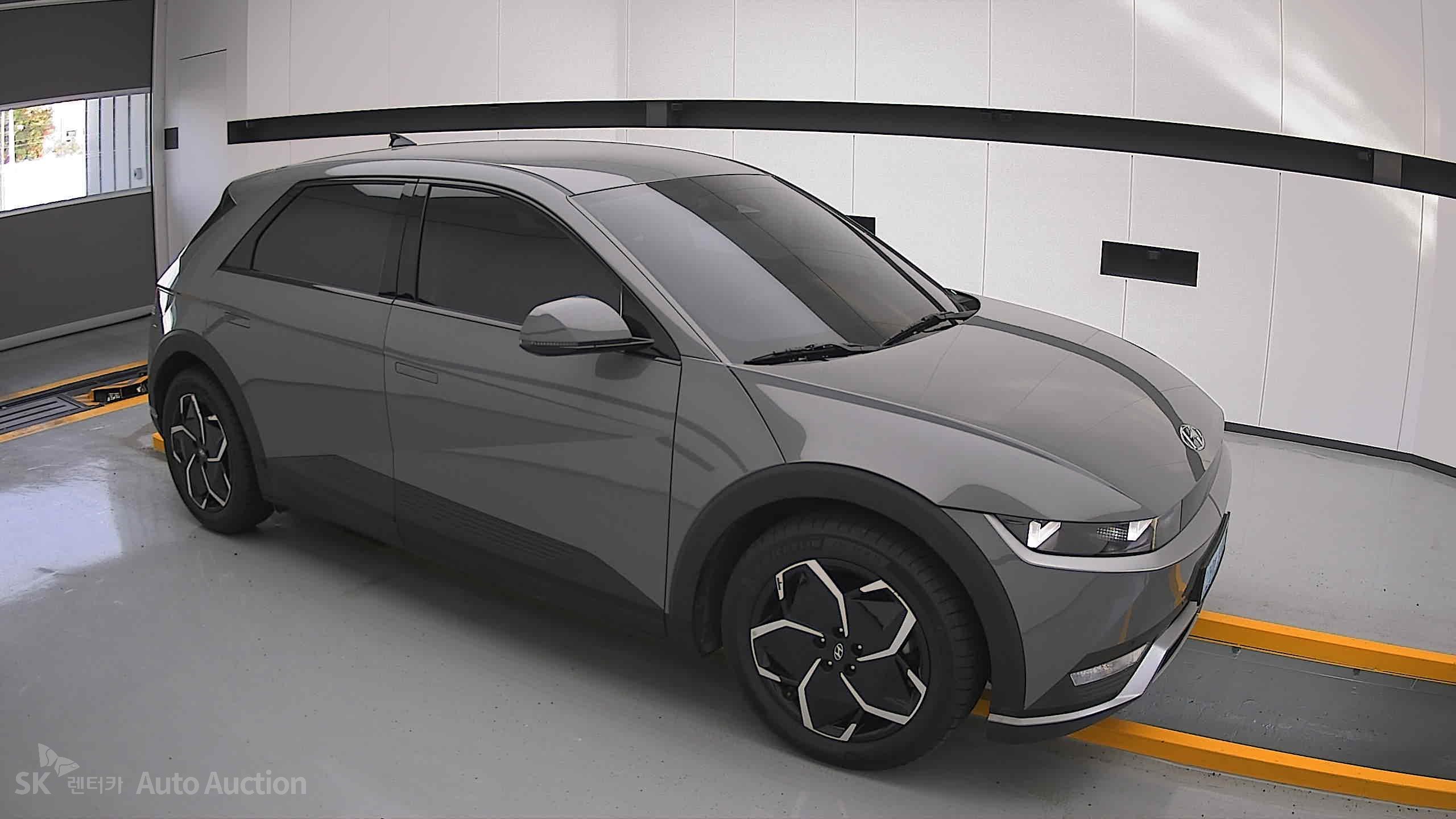 2022 - hyundai ioniq