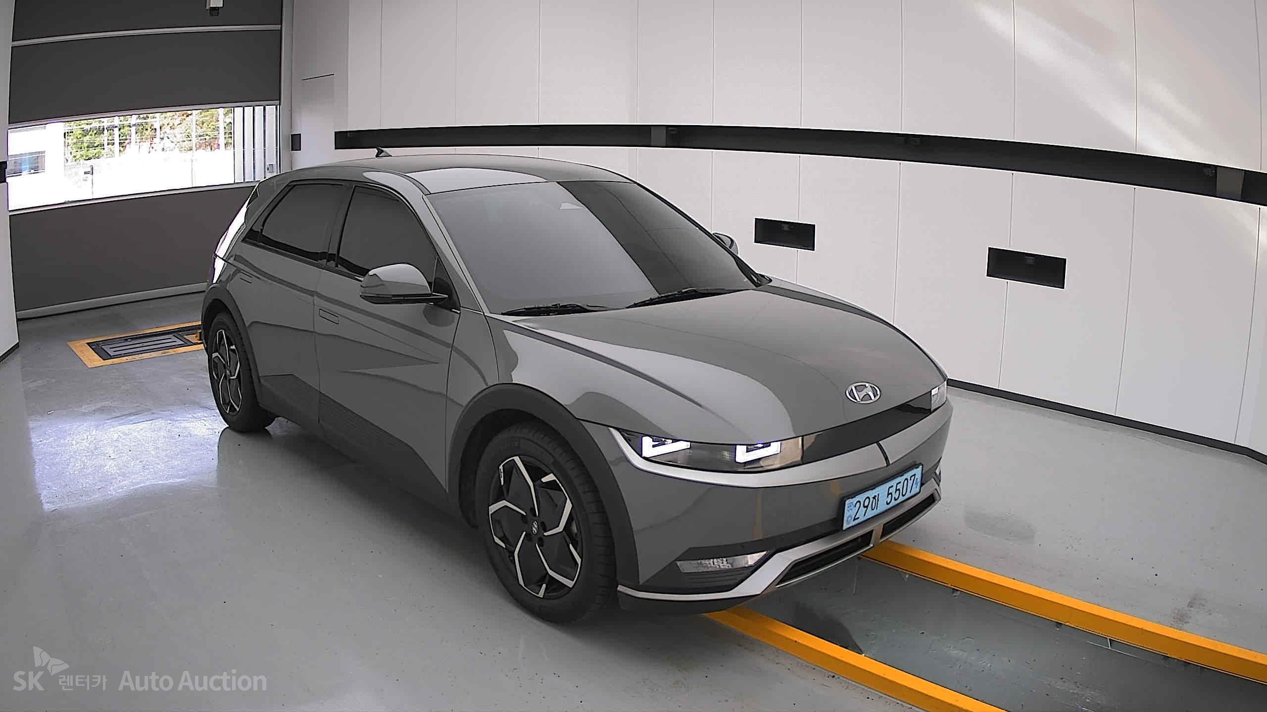 2022 - hyundai ioniq