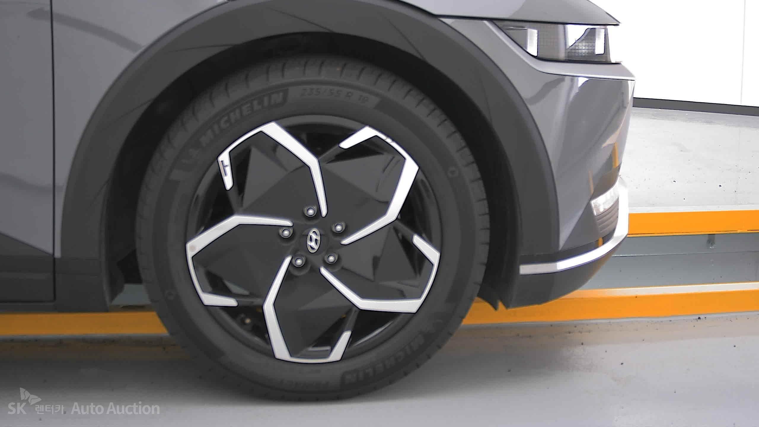 2022 - hyundai ioniq