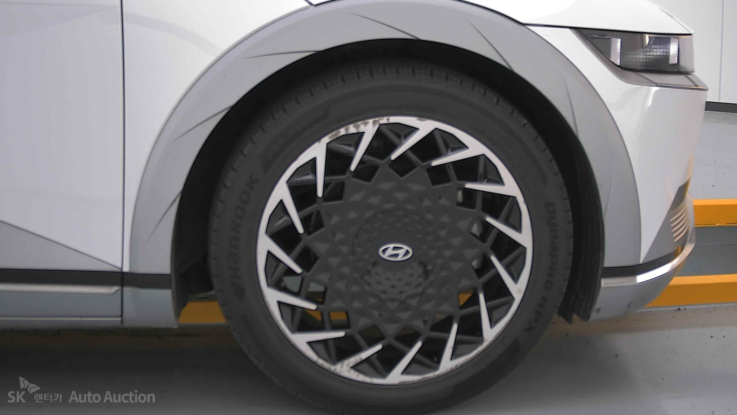 2023 - hyundai ioniq