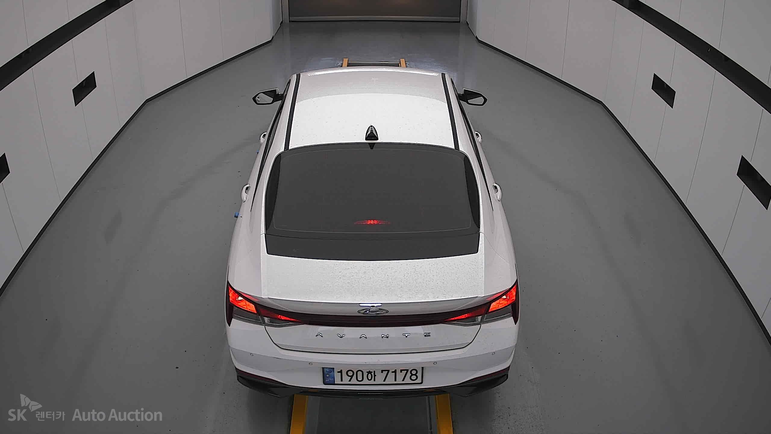 2023 - hyundai avante